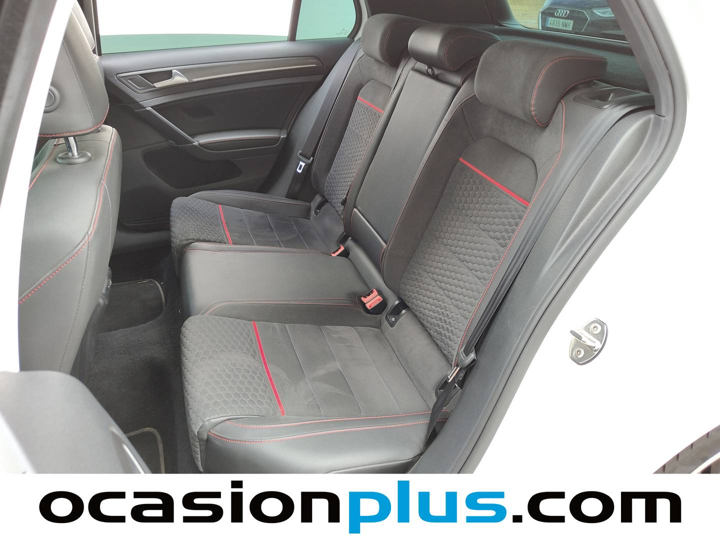 Foto asientos traseros Volkswagen Golf Volkswagen Golf GTI 2.0 TSI (230 CV) DSG