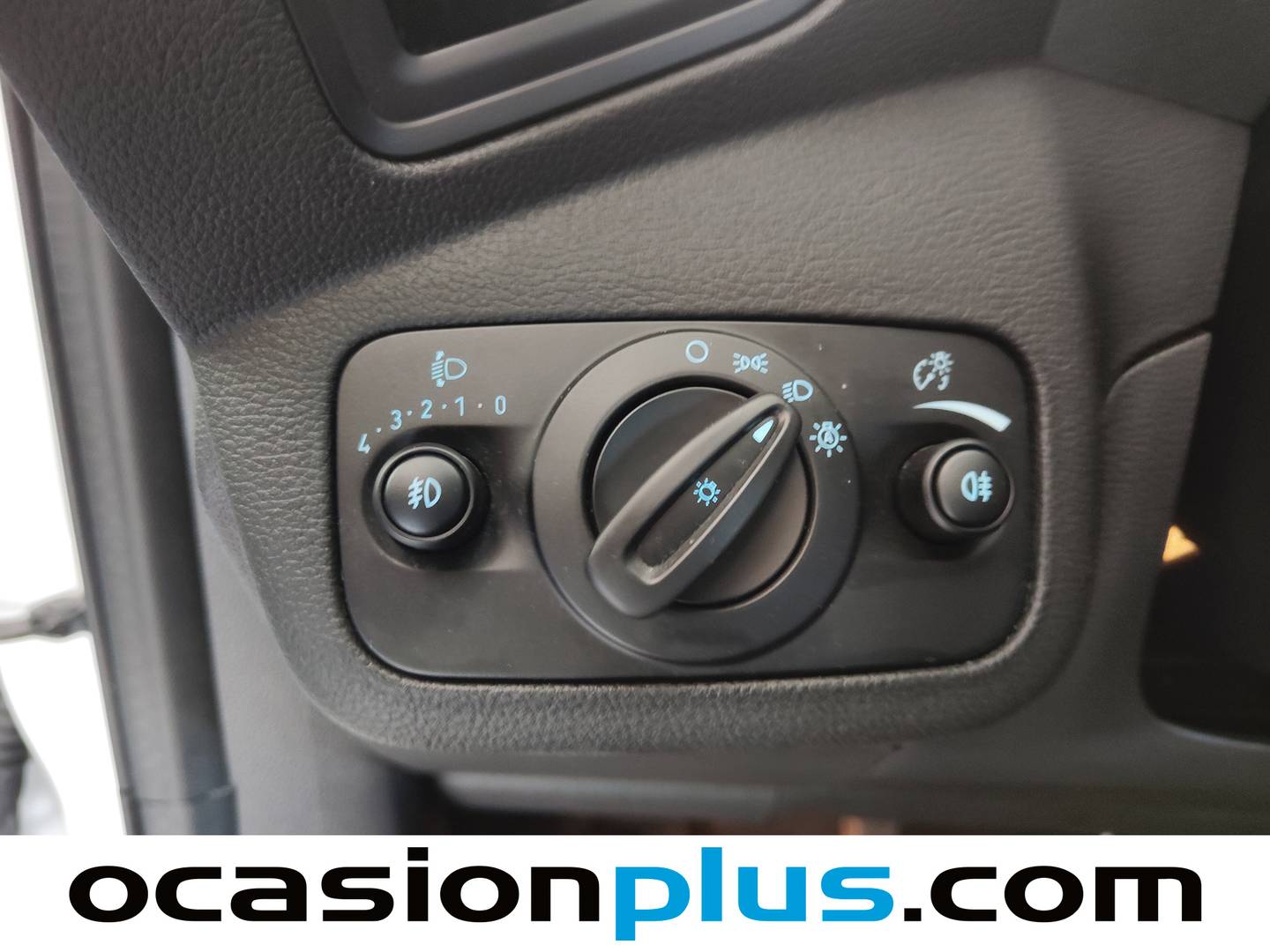 Acabados Ford Kuga Ford Kuga 2.0 TDCI Trend+ 4x2 (120 CV)