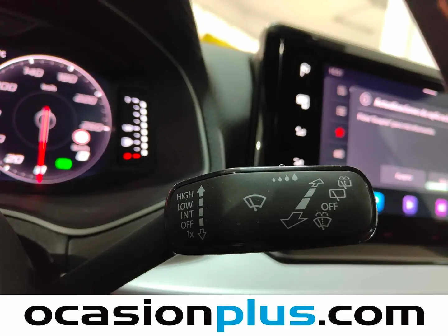 Foto Seat Arona SEAT Arona 1.5 TSI FR XL DSG (150 CV)