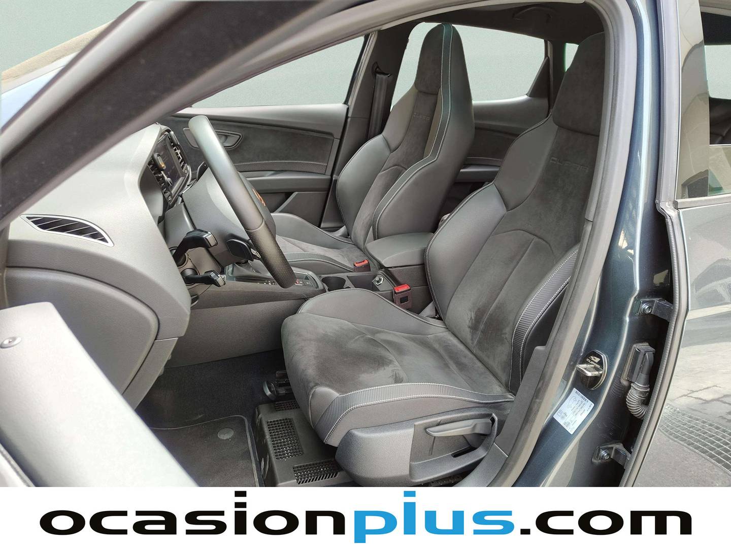 Foto asientos delanteros Seat León Seat León 2.0 TSI S&S Cupra DSG (290 CV)