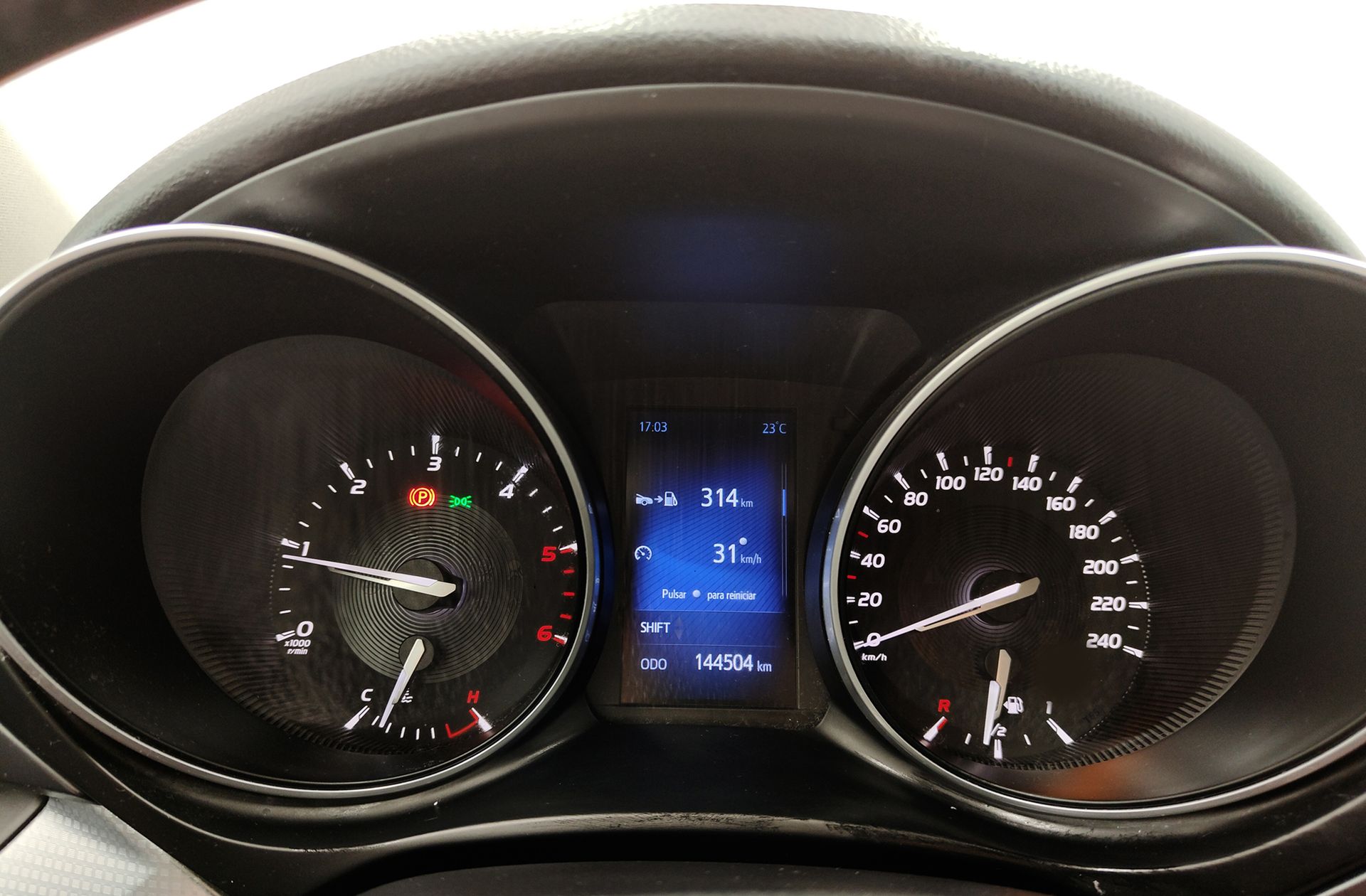 Toyota Avensis Advance Touring Sports 2.0 150D - foto 20