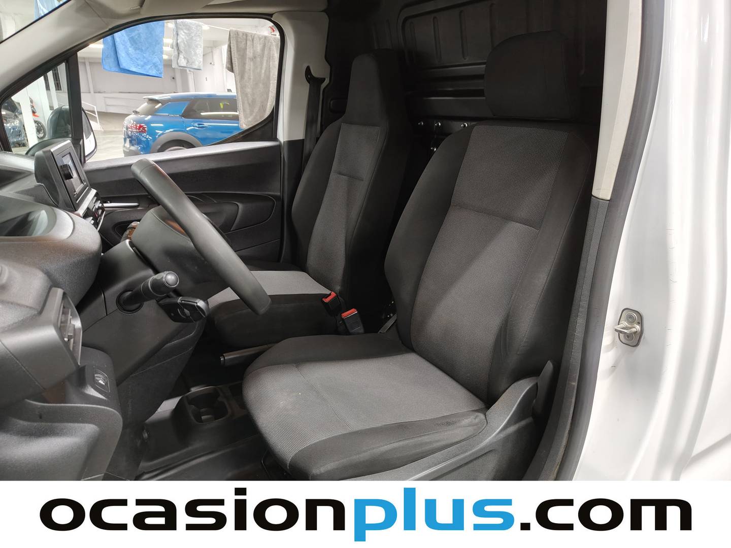 Foto Peugeot Partner Peugeot Partner BlueHDi 100 Pro Standard 600kg (98 CV)