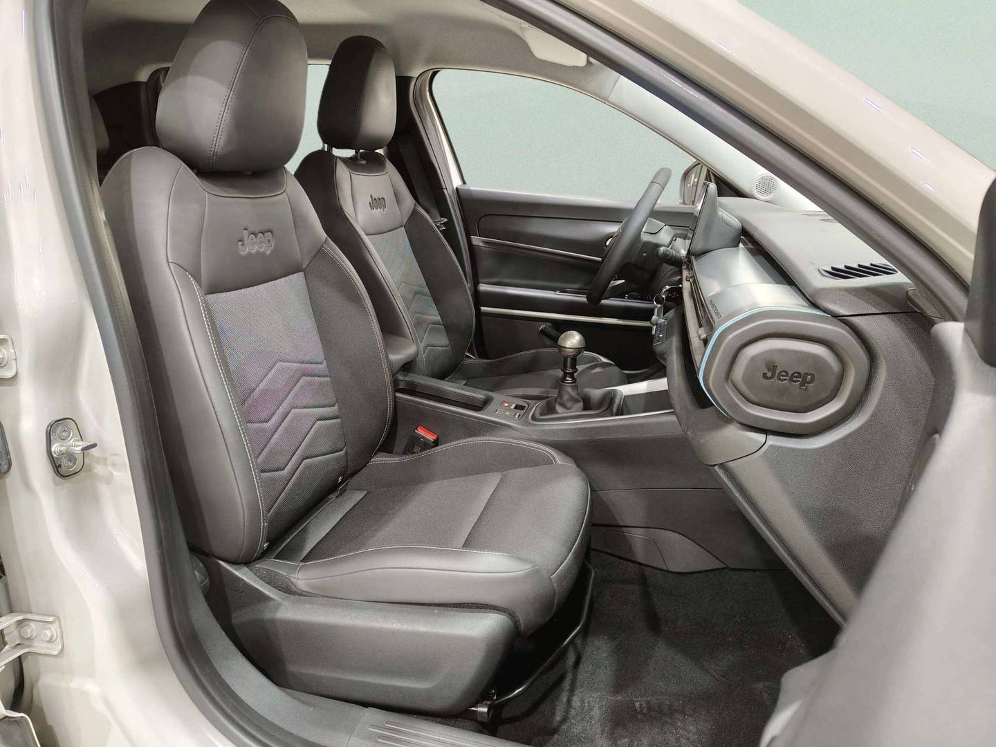 Foto Jeep Avenger Jeep Avenger 1.2 G Altitude (100 CV)