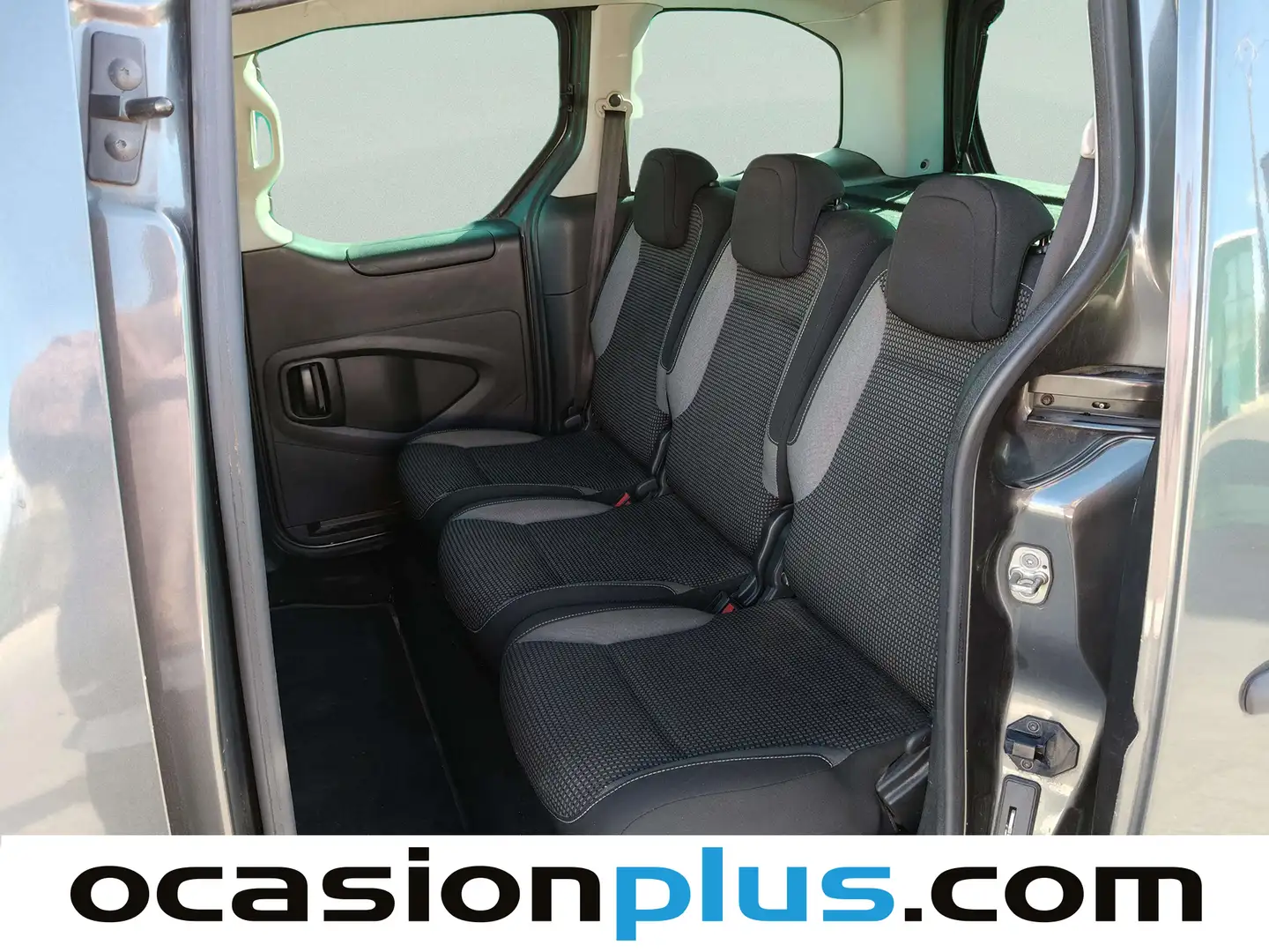 Foto Peugeot Partner Peugeot Partner Tepee Tepee BlueHDi 1.6 100 Outdoor (100 CV)