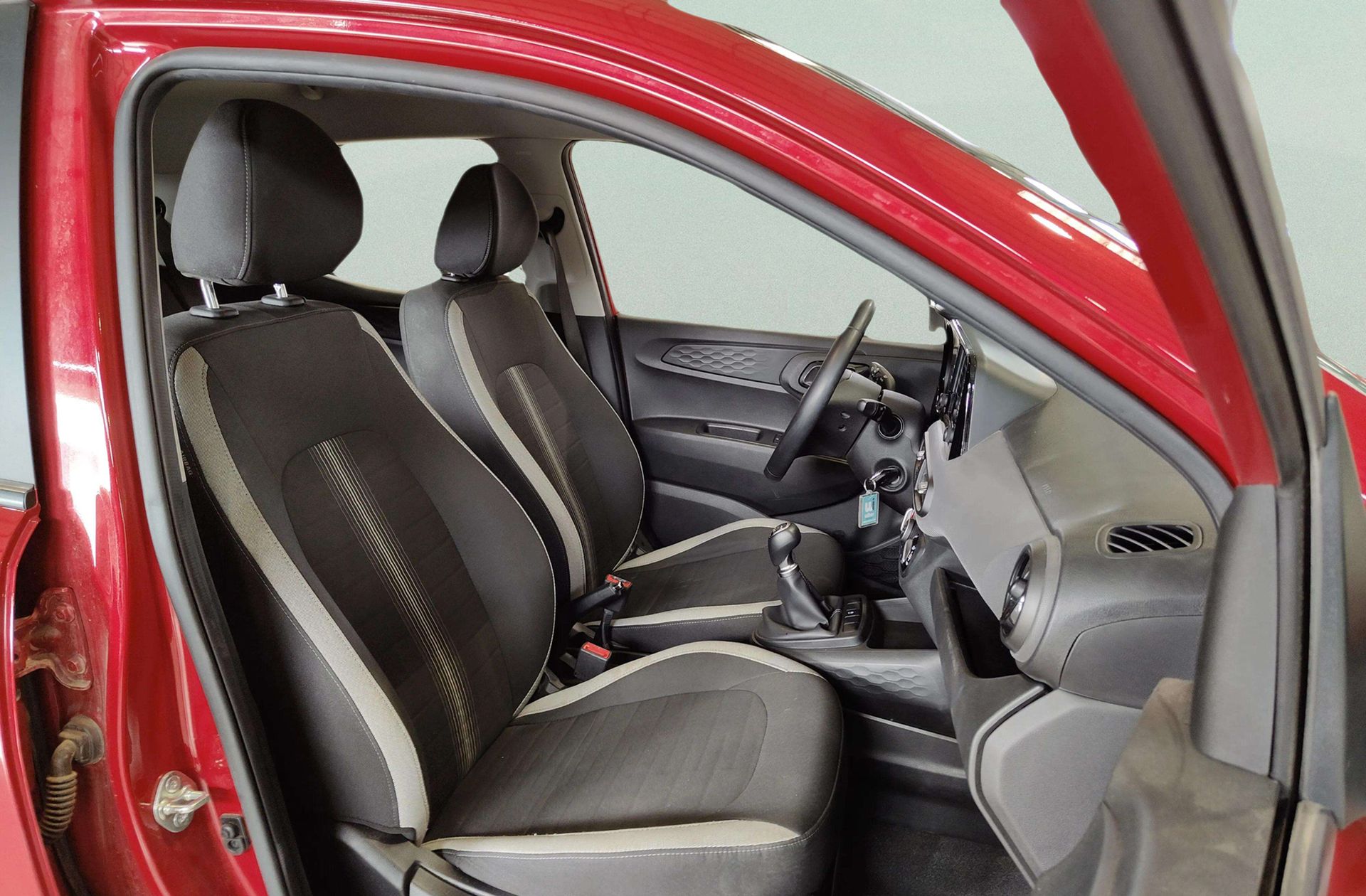 Hyundai i10 1.0 Klass - foto 16