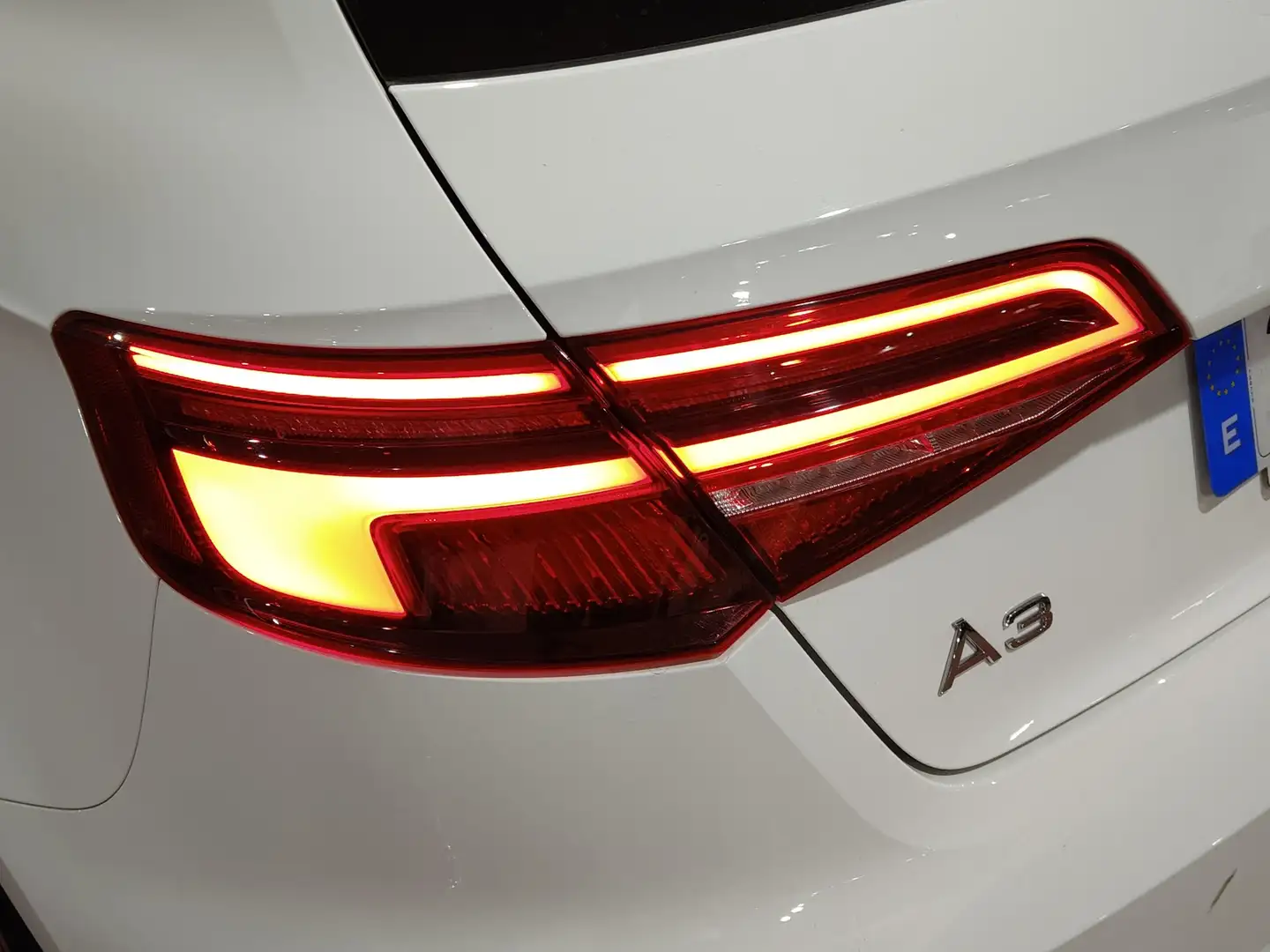 Foto Audi A3 Audi A3 Sportback Sportback ALL-IN edition 35 TFSI (150 CV) S tronic