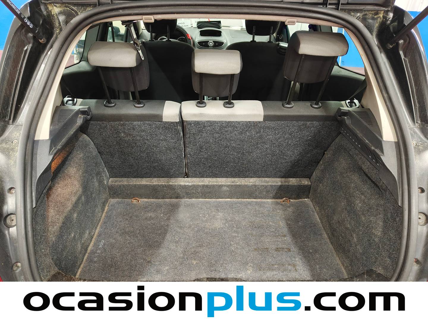 Fotos maletero Renault Clio Renault Clio 1.2 16v Authentique eco2 (75 CV)