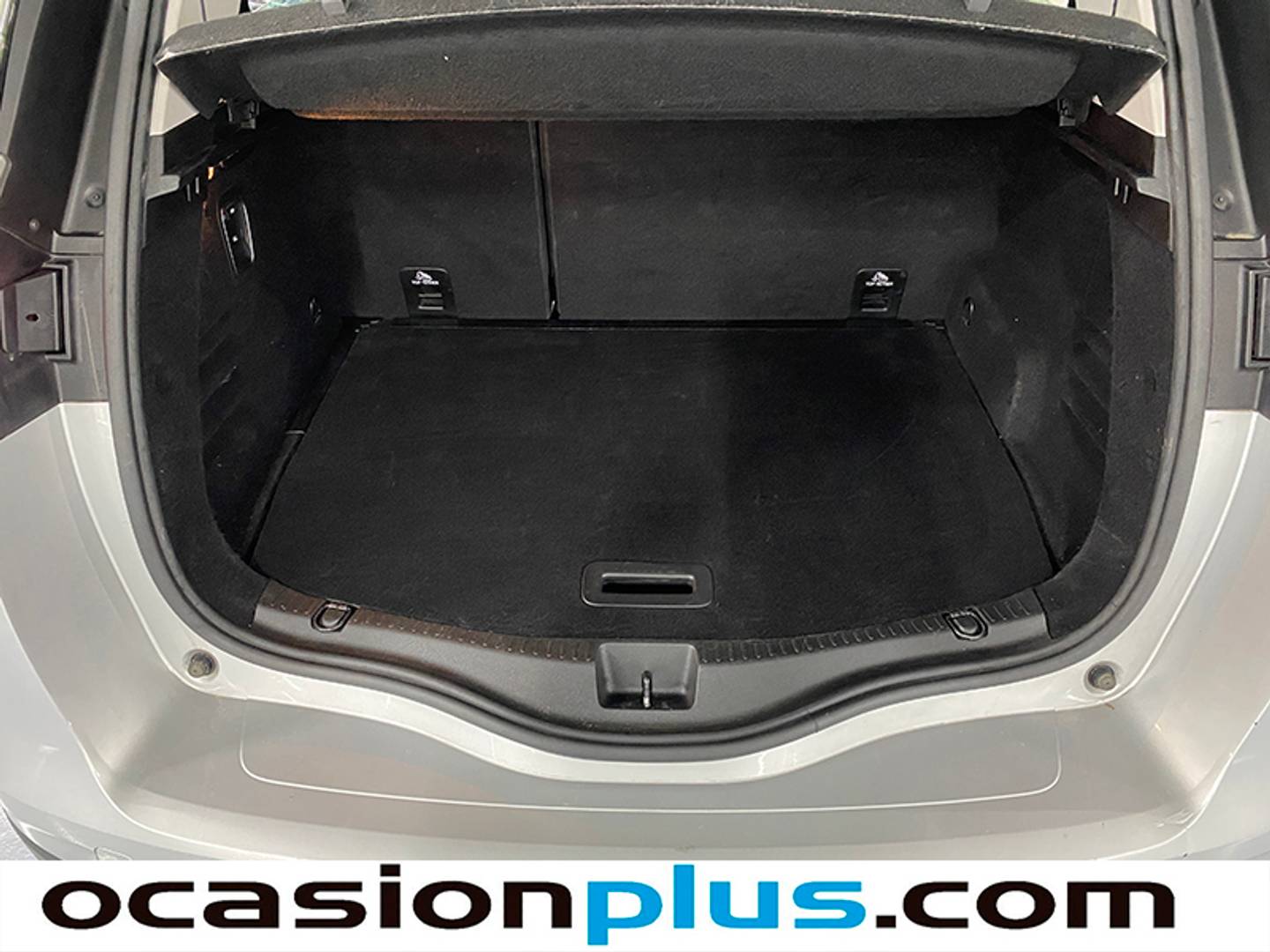 Foto Renault Scénic Renault Scenic Zen TCe (160 CV) GPF EDC