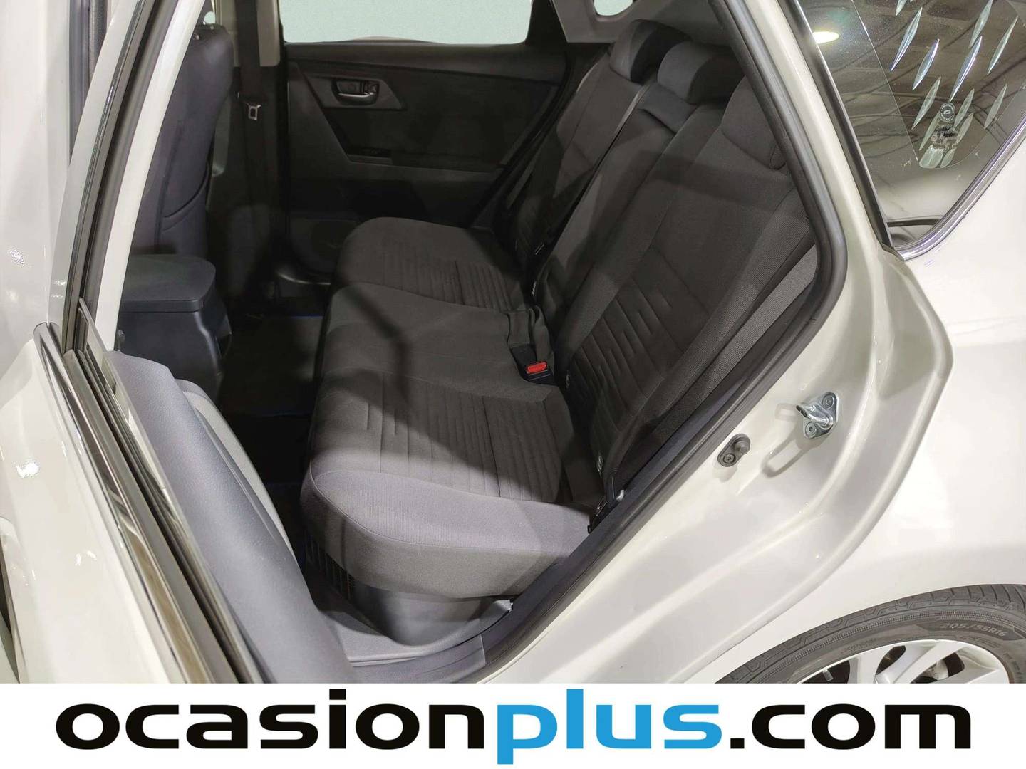 Foto Toyota Auris Toyota Auris 1.8 Hybrid Active (136 CV)