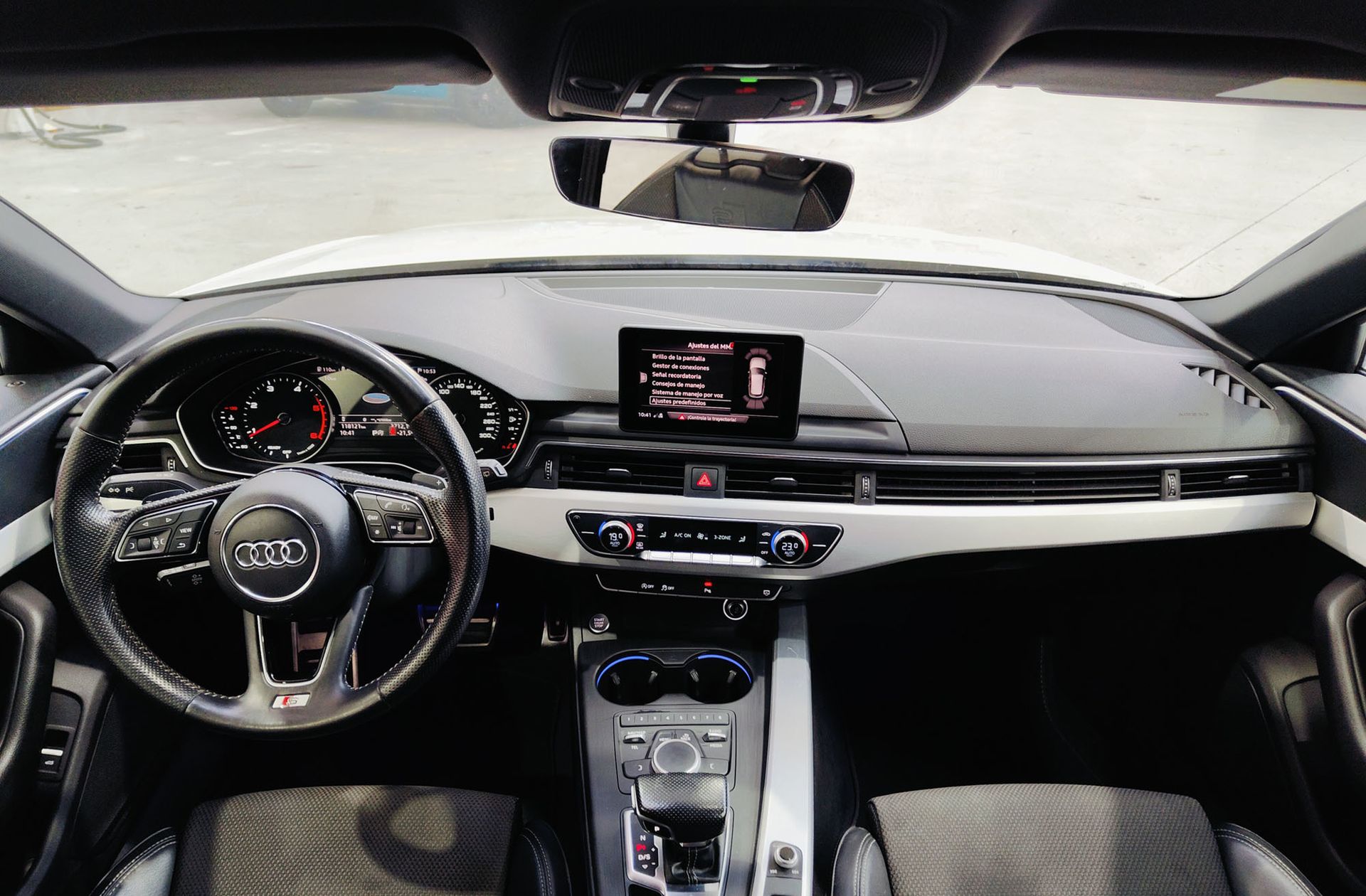 Audi A4 Avant S line 2.0 TDI S tronic - foto 7