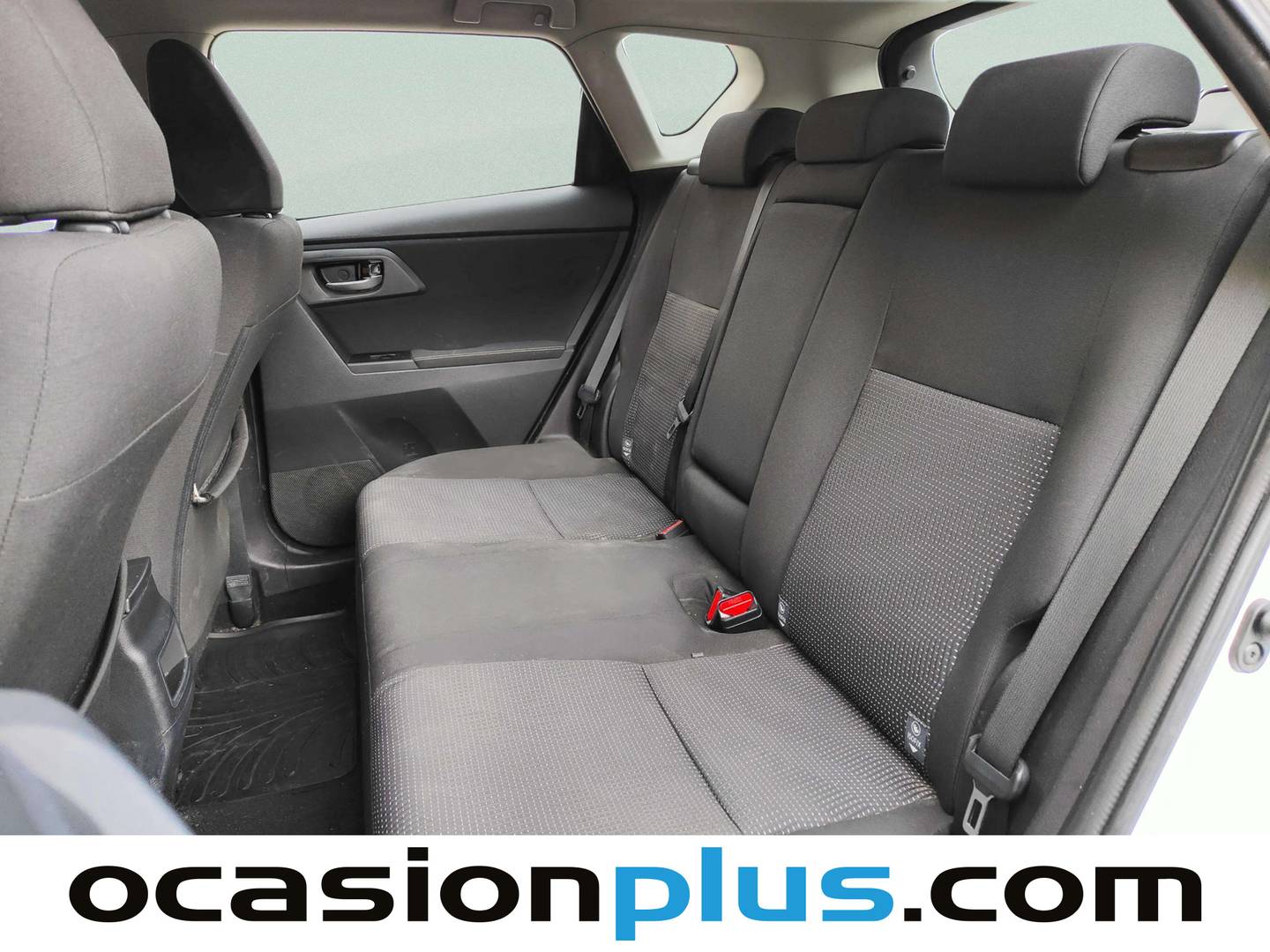 Foto asientos traseros Toyota Auris Toyota Auris 130 Active (132 CV)