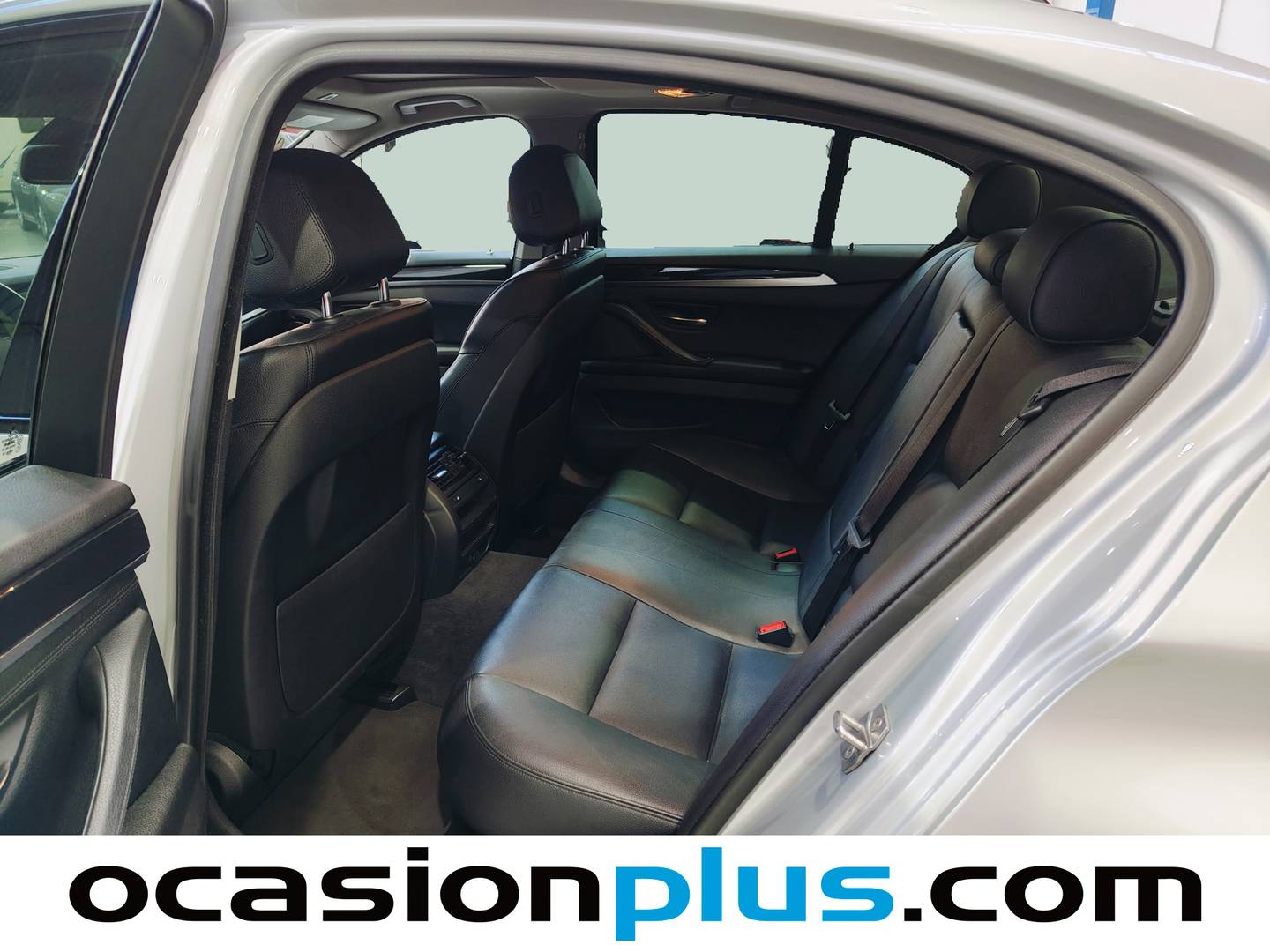Foto asientos traseros BMW Serie 5 BMW Serie 5 528i xDrive (245 CV)