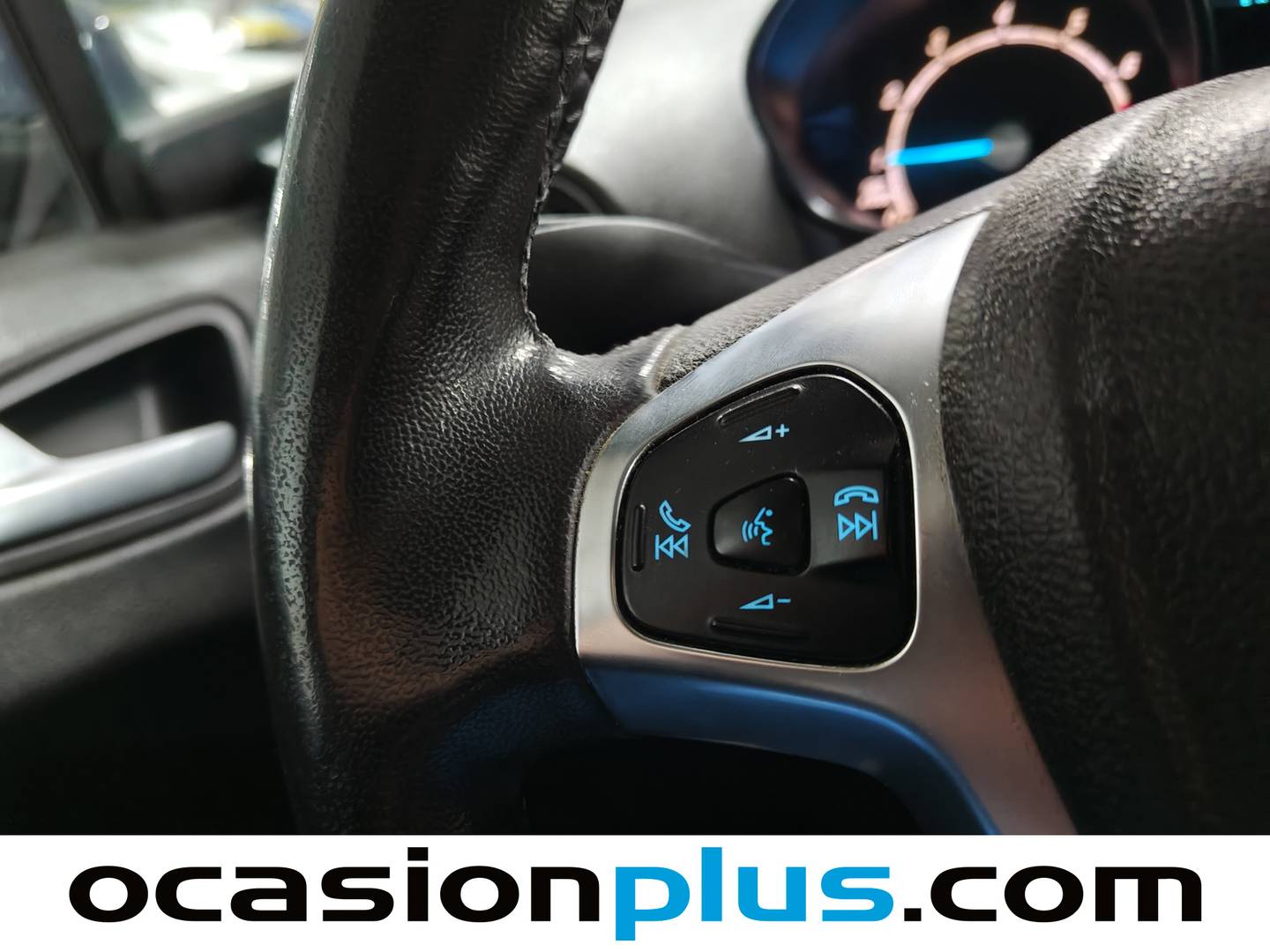 Foto Ford Tourneo Courier Ford Tourneo Courier 1.0 EcoBoost Titanium (100 CV)