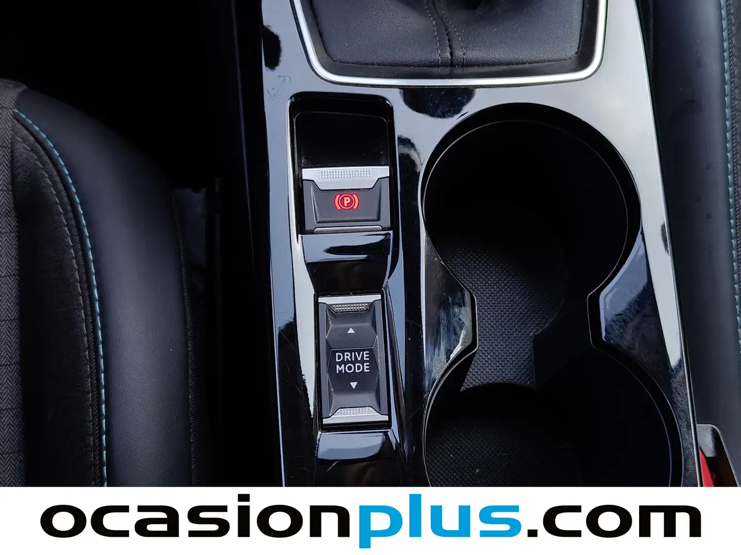 Foto Peugeot 208 Peugeot 208 PureTech 100 Allure  (100 CV)