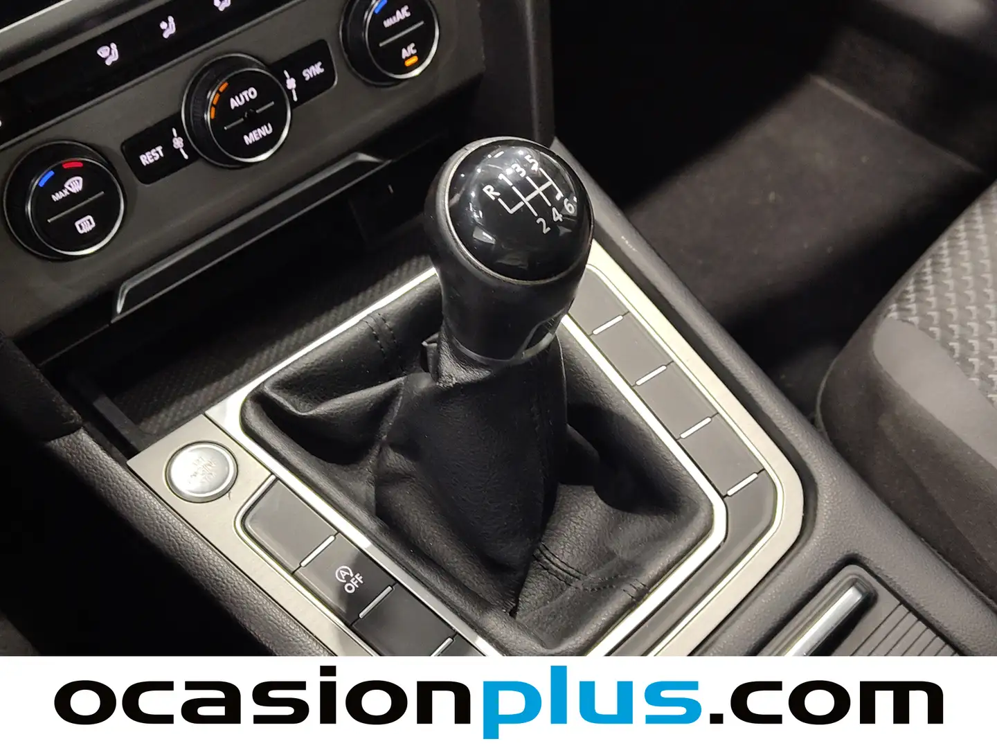 Foto Volkswagen Passat Volkswagen Passat Variant Variant Advance 1.6 TDI (120 CV)