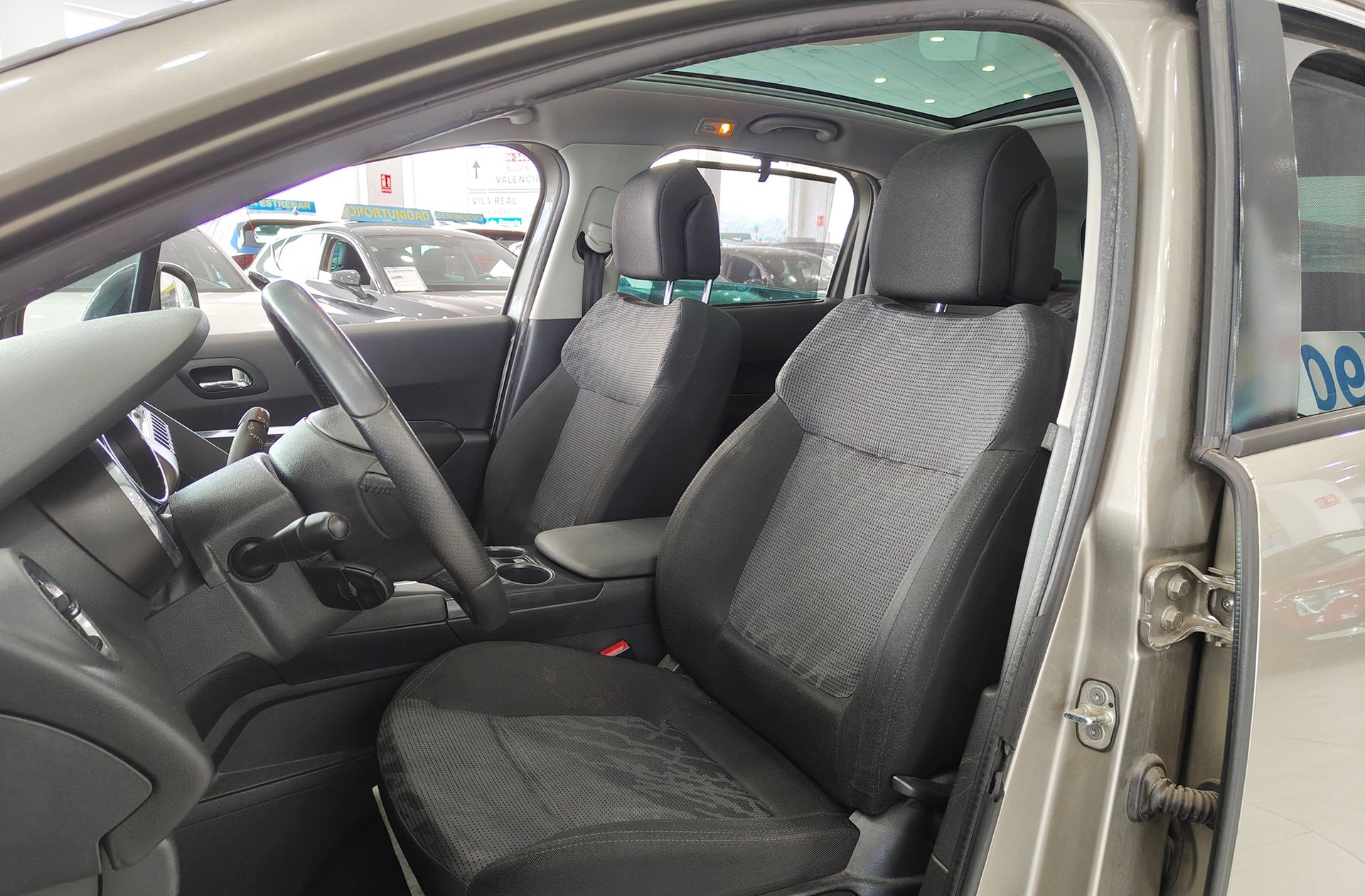 Peugeot 3008 2.0 HDi FAP Sport Pack - foto 12