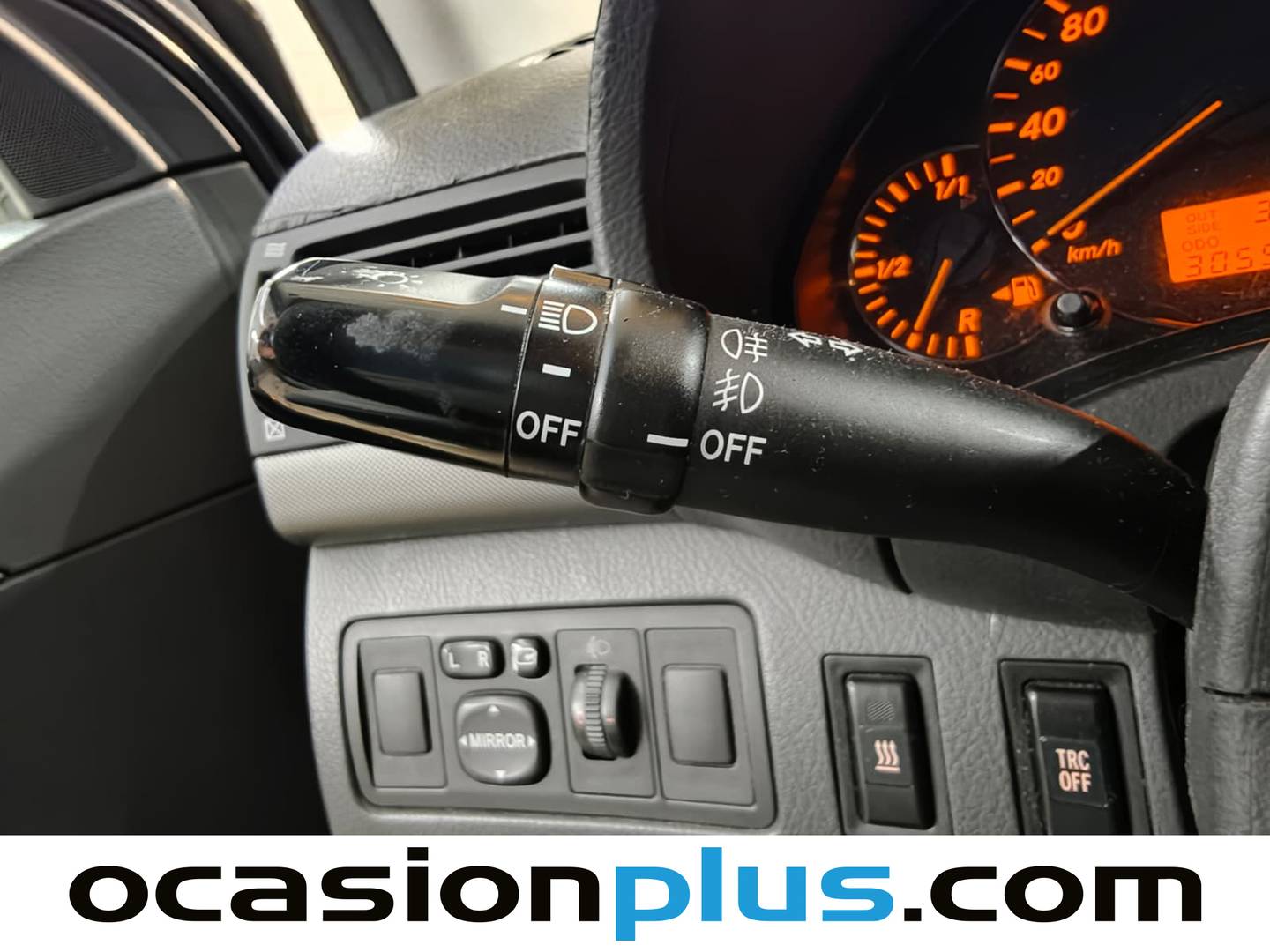 Extras y acabados del Toyota Avensis Toyota Avensis 2.0 D-4D Wagon Sol (116 CV)