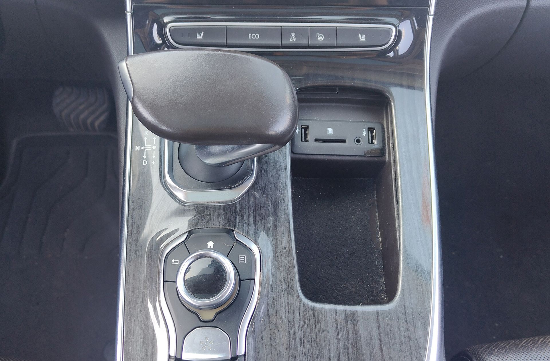 Renault Espace Initiale Paris Energy dCi TT EDC - foto 5