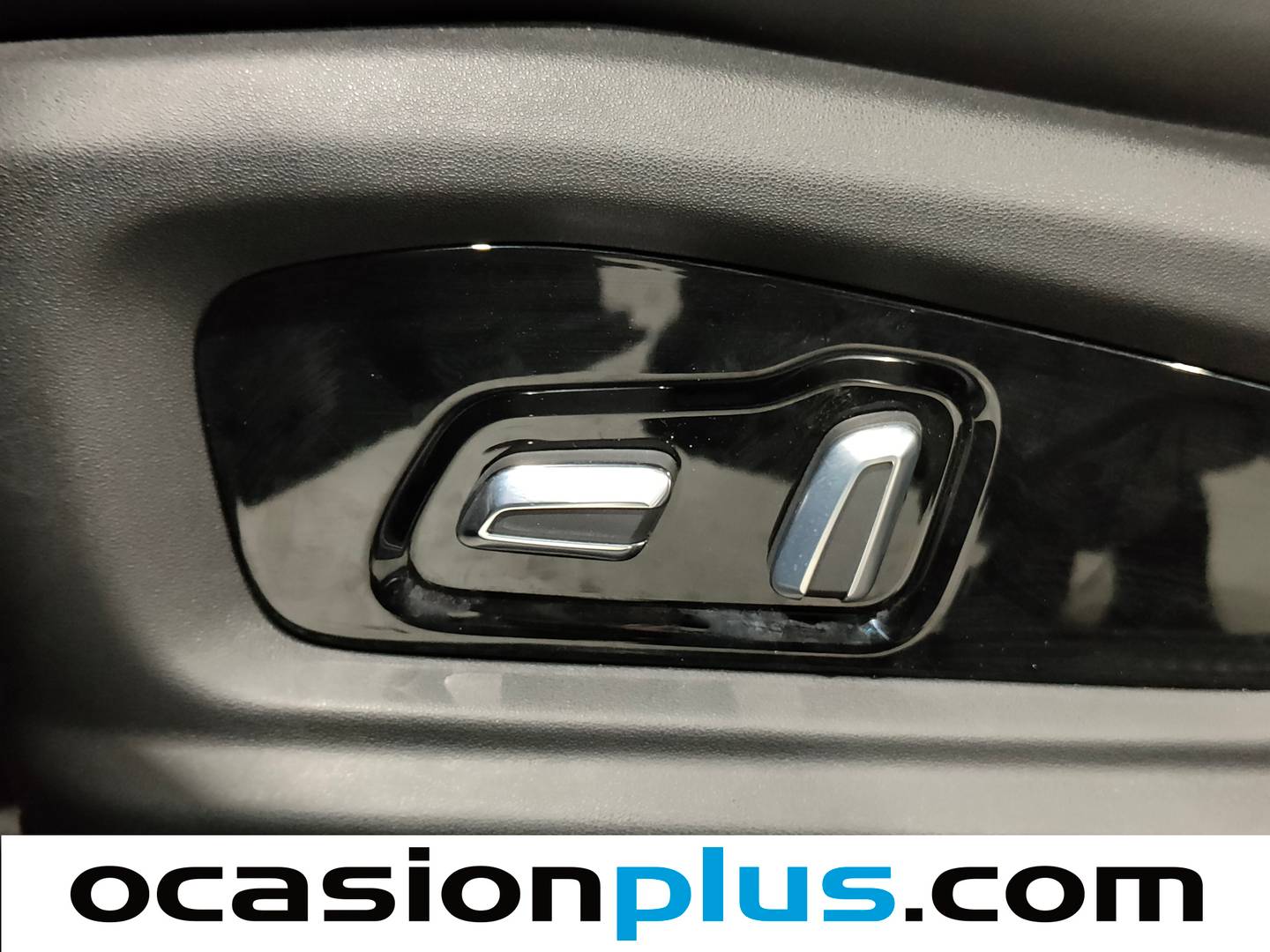 Foto OMODA 5 Omoda 5 1.6 T-GDI Premium DCT (185 CV)