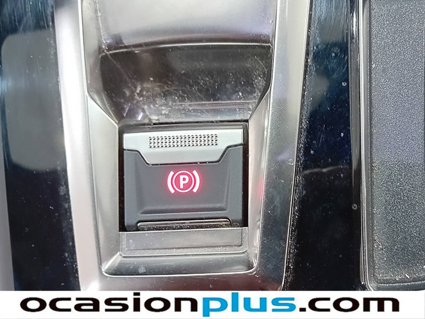 Foto Peugeot 3008 Hybrid Peugeot 3008 Hybrid 225 GT Line e-EAT8 (225 CV)