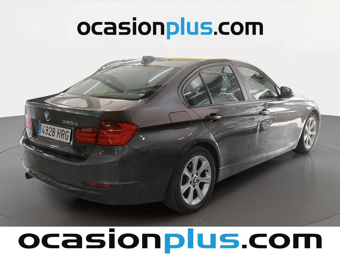 Foto trasera BMW Serie 3 BMW Serie 3 320d (184 CV) derecha