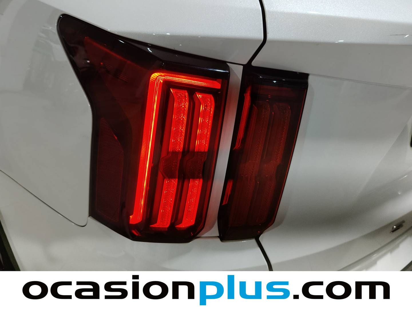 Accesorios del KIA Sorento KIA Sorento 1.6 T-GDi HEV Drive 4x2 (230 CV)