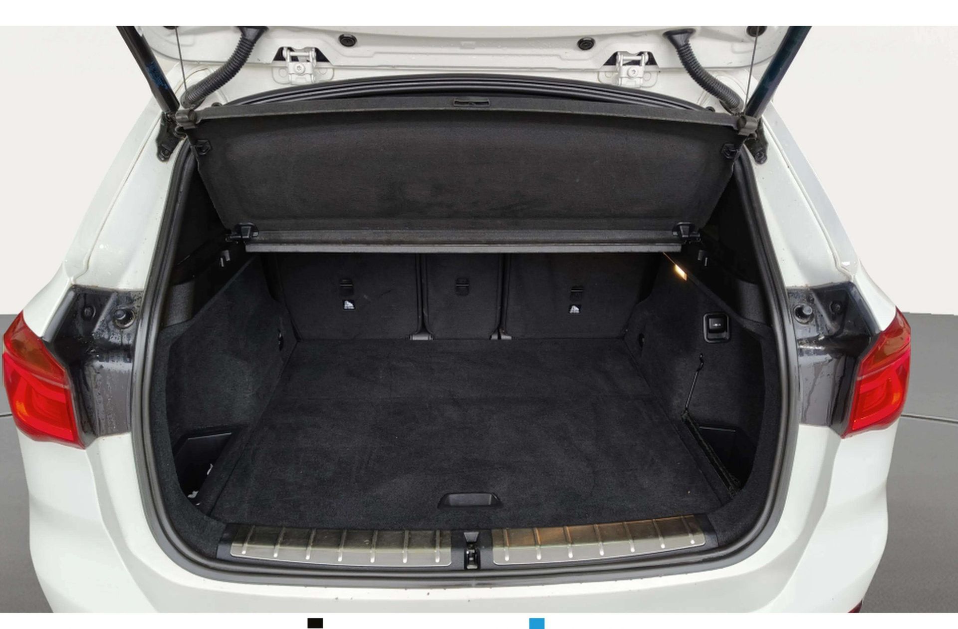 BMW X1 sDrive18d - foto 19
