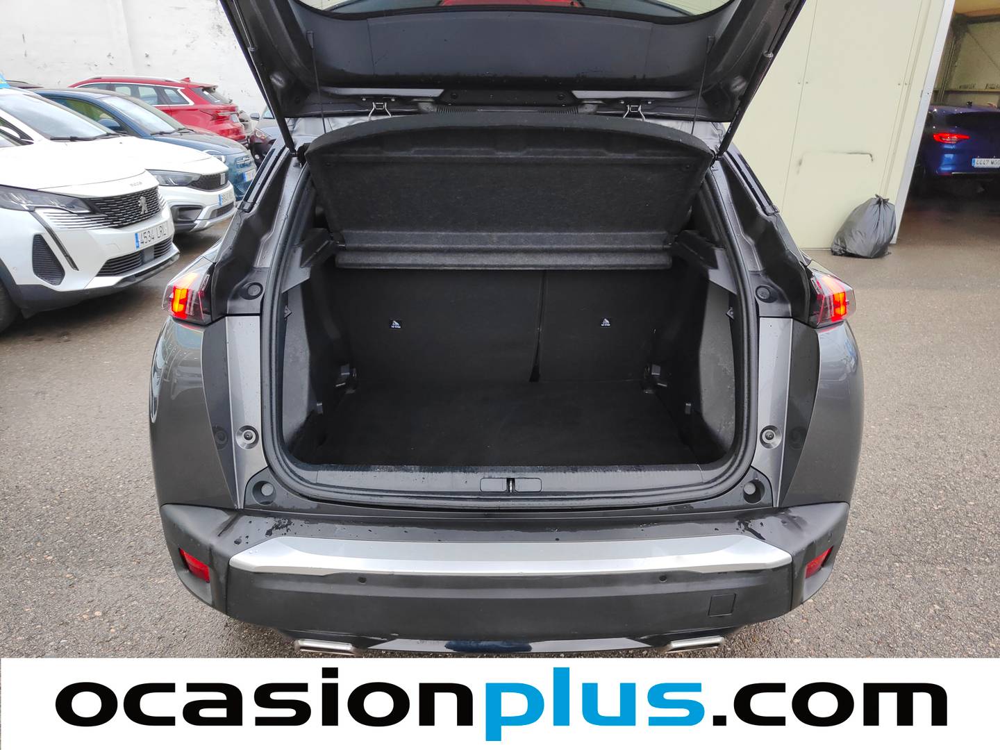 Foto Peugeot 2008 Peugeot 2008 PureTech 130 S&S GT Line (130 CV)