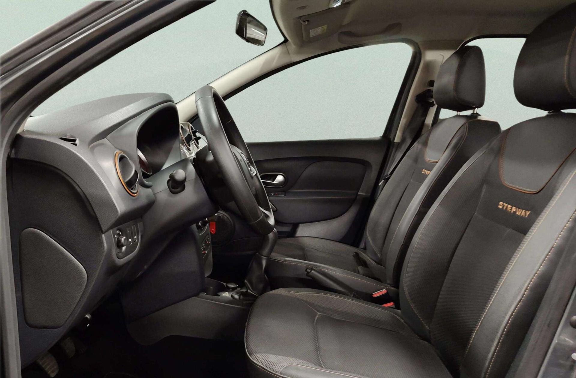 Dacia Sandero Serie Limitada Trotamundos TCe - foto 11