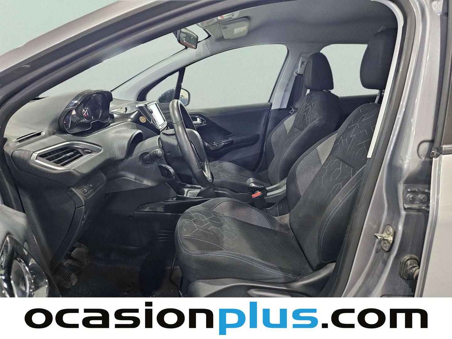 Foto asientos delanteros Peugeot 2008 Peugeot 2008 PureTech Signature (82 CV)