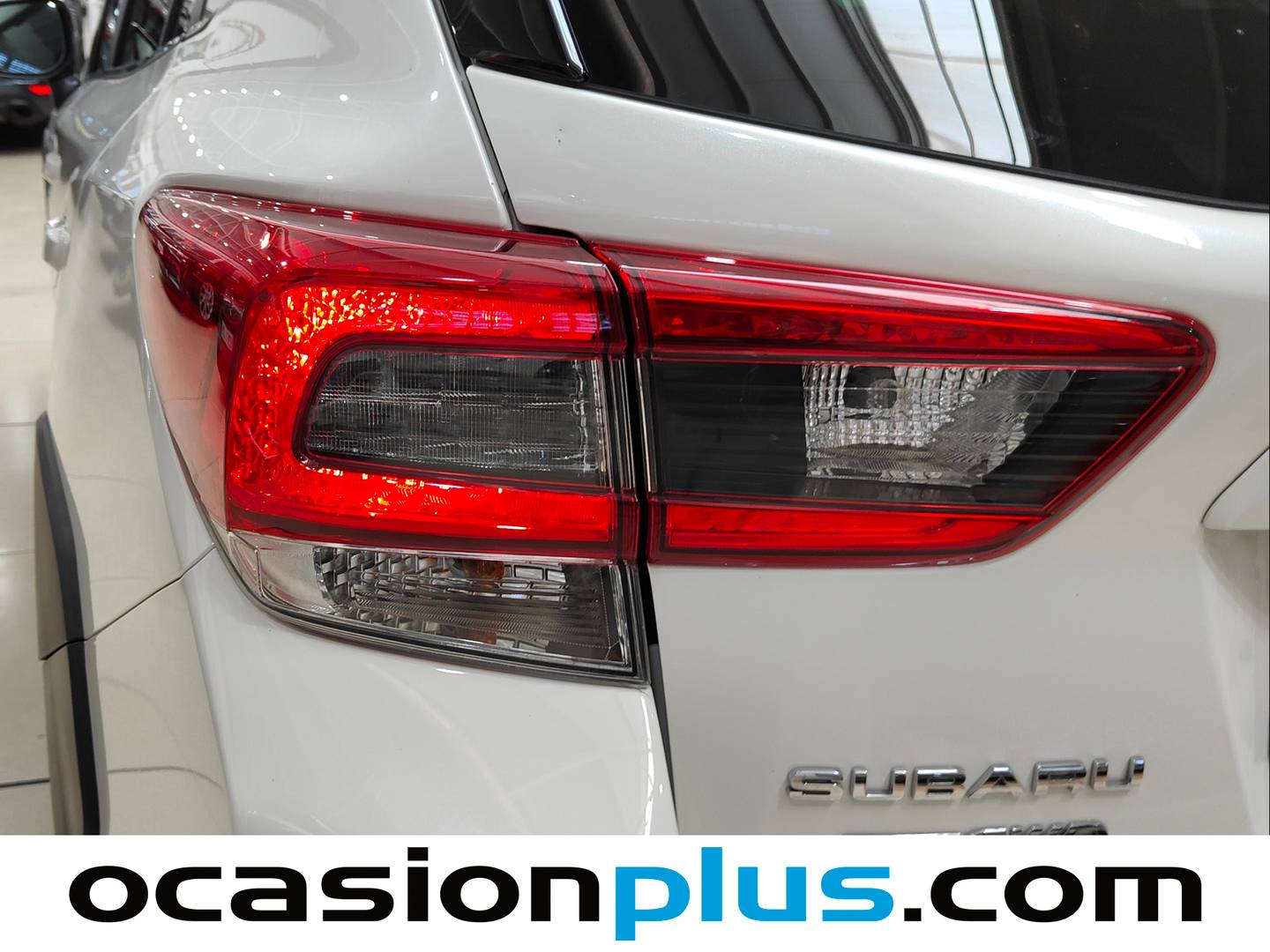 Acabados Subaru XV Subaru XV 2.0i Hybrid Executive Plus CVT  (150 CV)