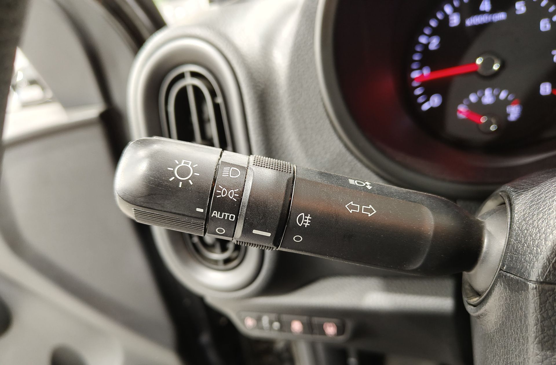 Kia Picanto 1.0 DPi Concept - foto 18