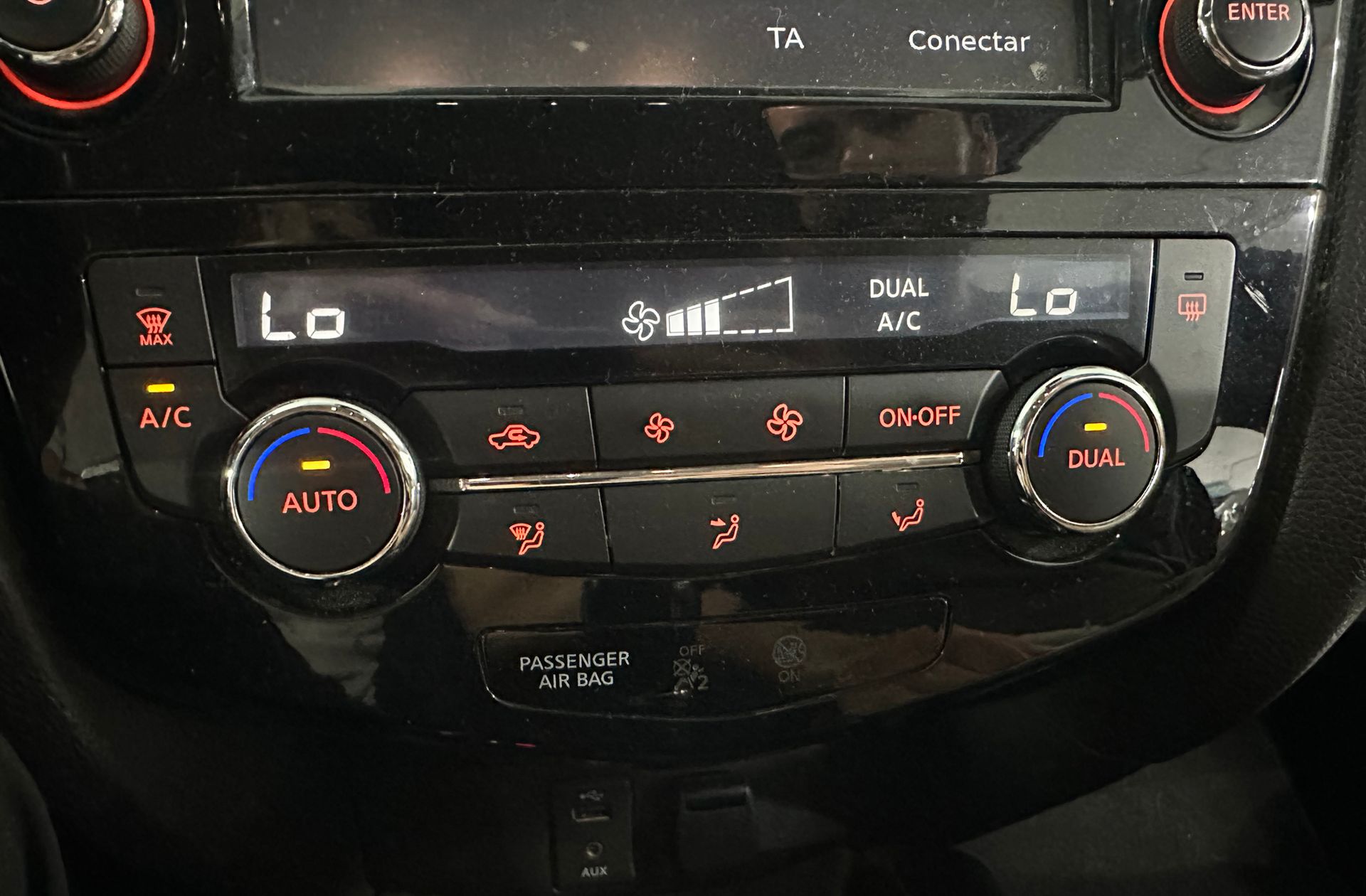 Nissan X-Trail dCi 130 N-Connecta - foto 30