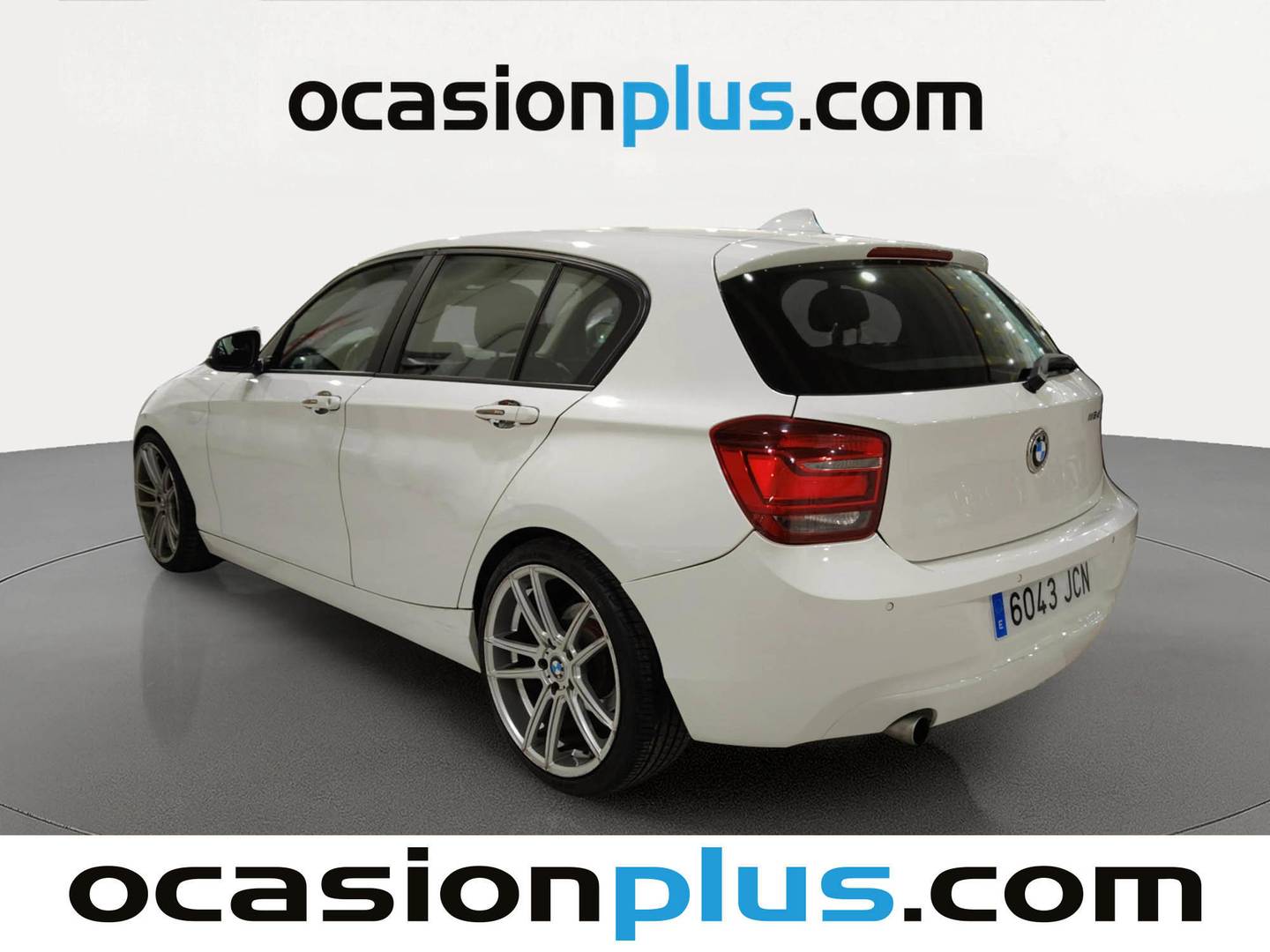 Foto trasera BMW Serie 1 BMW Serie 1 118d (143 CV) izquierda
