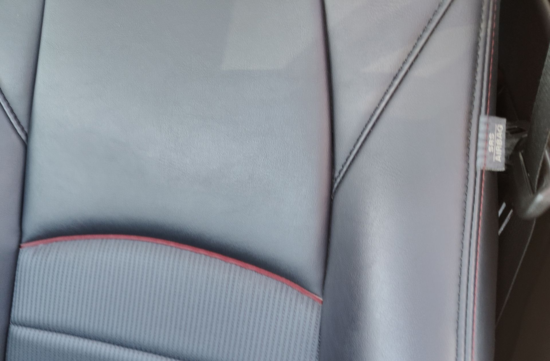 Mazda CX-3 1.5 DE Skyactiv Luxury 2WD - foto 6