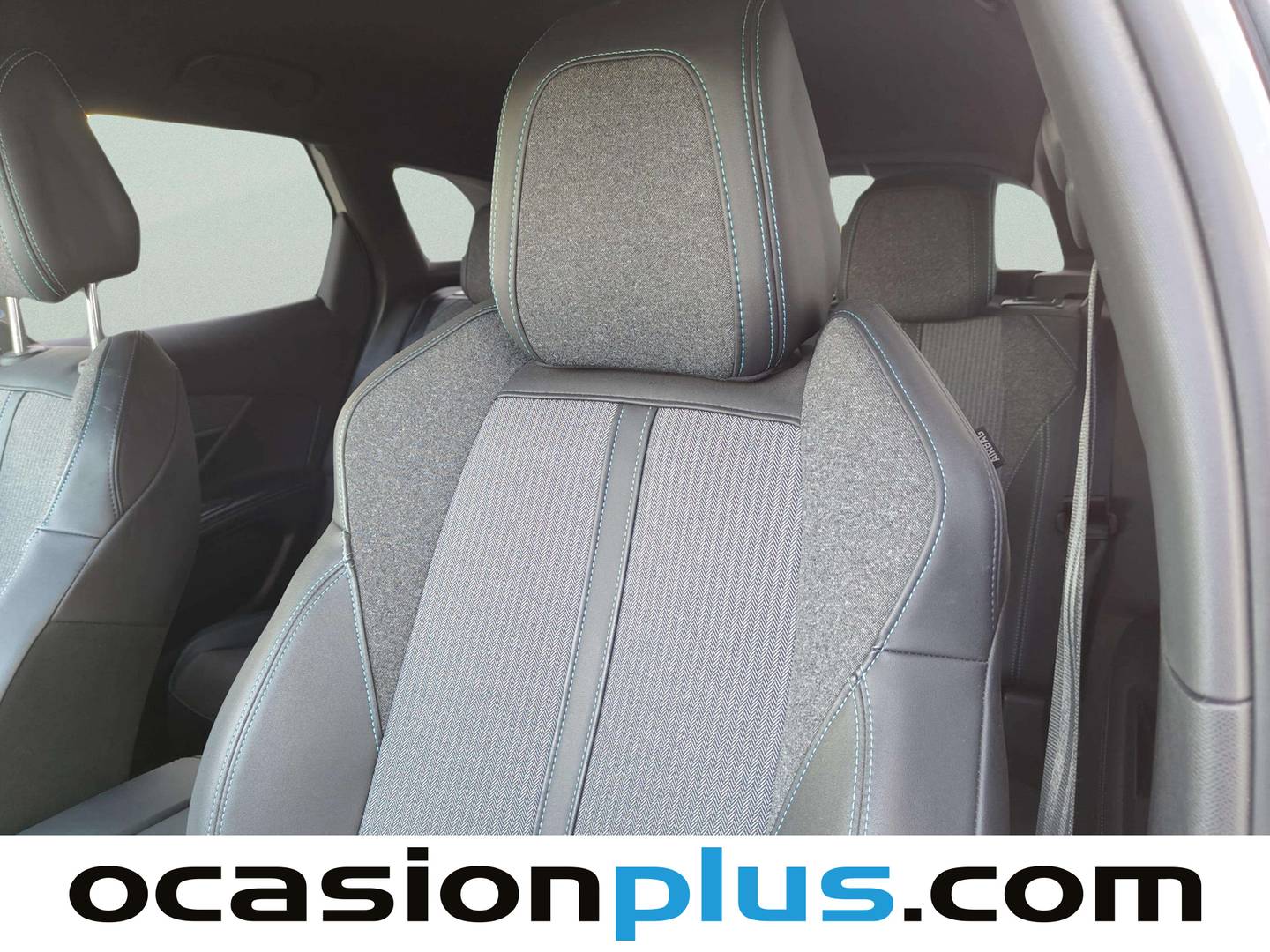 Foto Peugeot 3008 Hybrid Peugeot 3008 Hybrid 300 Allure Pack e-EAT8  (300 CV)