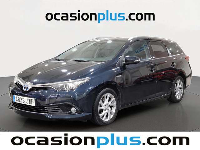 Toyota Auris 140H Touring Sports Active (136 CV) de segunda mano