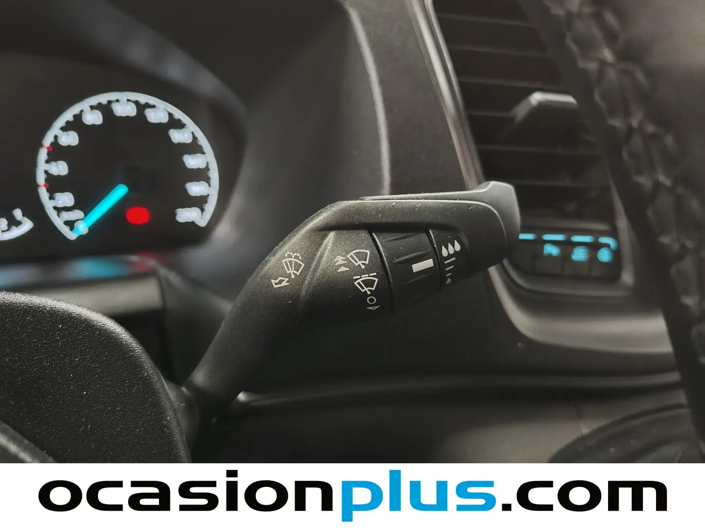 Foto Ford Transit Custom Ford Transit Custom Kombi 2.0 TDCI 320 L1 Trend (130 CV) 9 Plazas