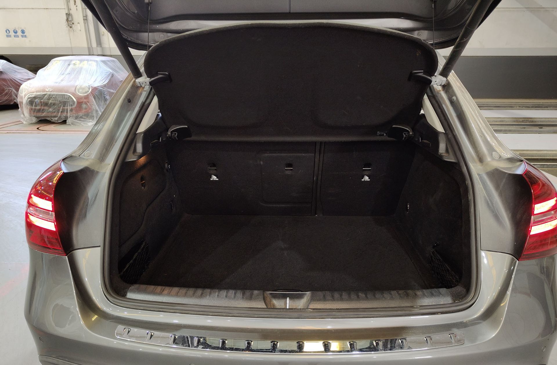 Mercedes-Benz GLA 200 - foto 17