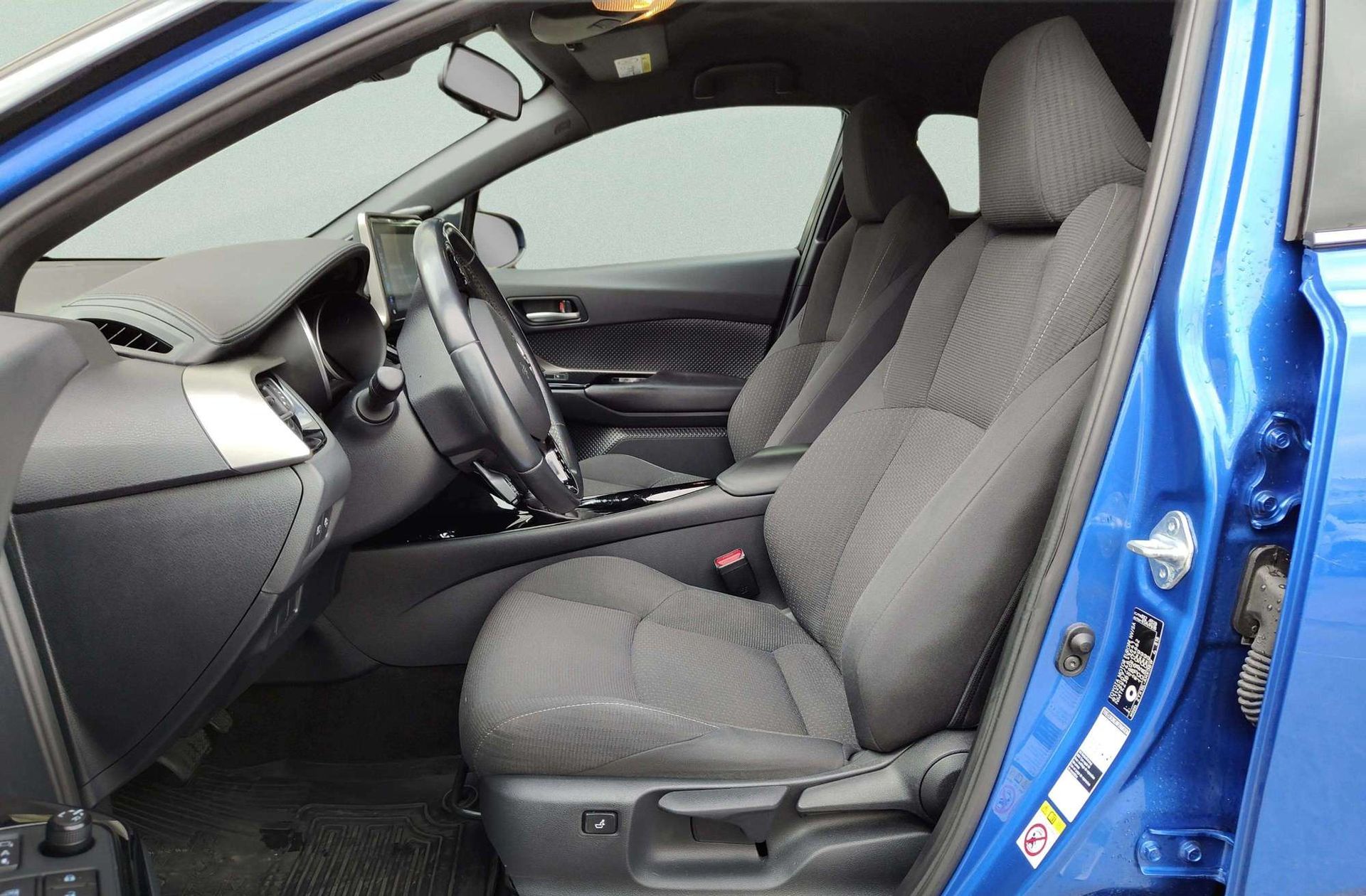 Toyota C-HR 1.8 125H Advance - foto 12