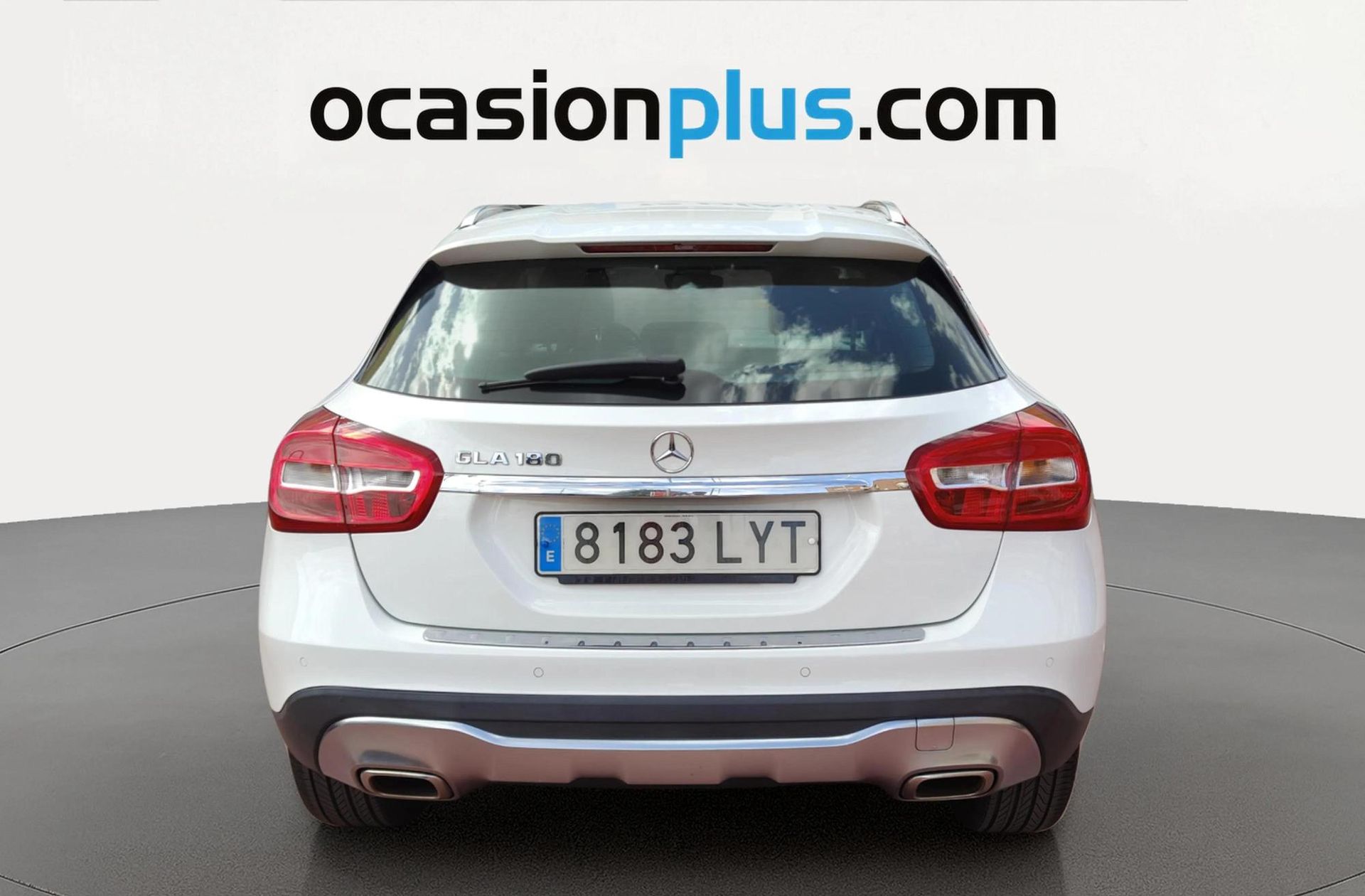 Mercedes-Benz GLA 180 - foto 18