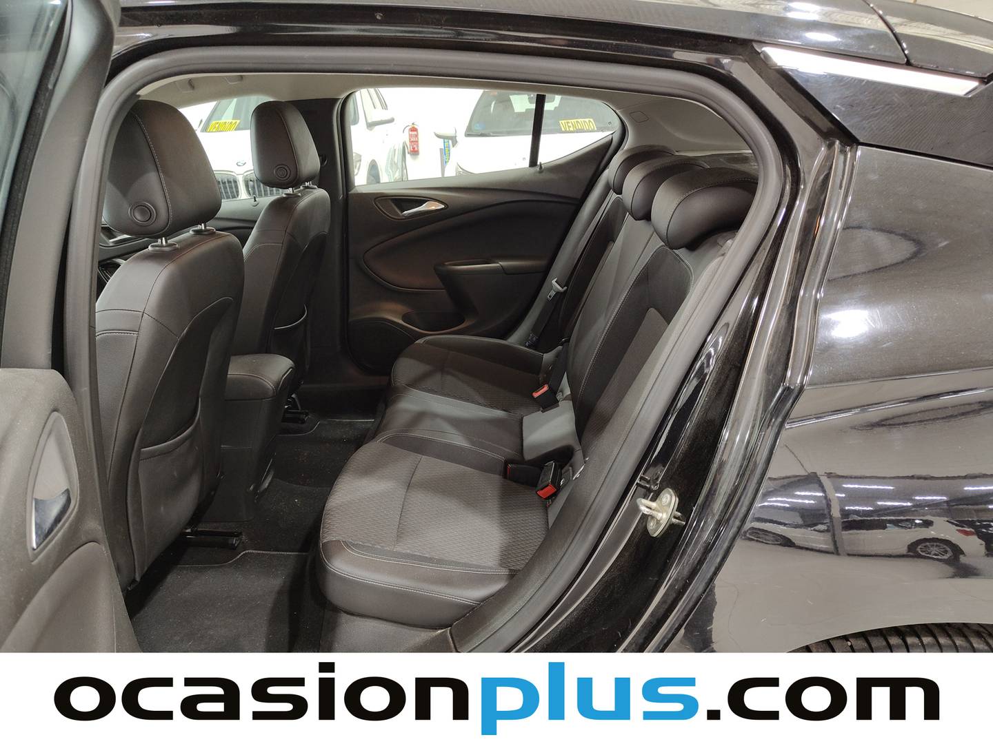 Foto asientos traseros Opel Astra Opel Astra 1.6 CDTi Excellence (110 CV)
