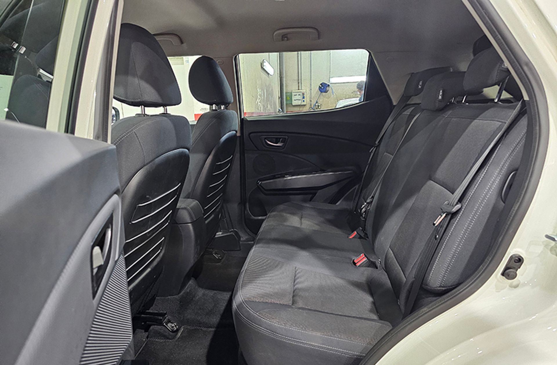 SsangYong Tivoli G12T Urban Plus - foto 11