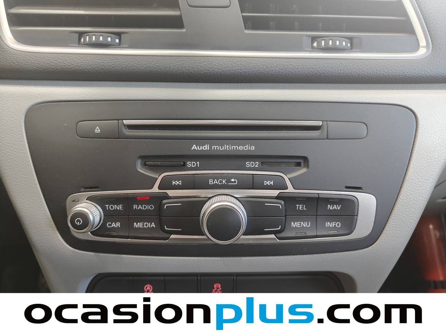 Foto Audi Q3 Audi Q3 Attraction 2.0 TDI (150 CV)