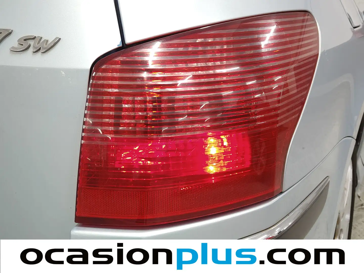 Foto Peugeot 407 SW Peugeot 407 SW SW 2.0 HDI ST Sport Pack Auto (136 CV)