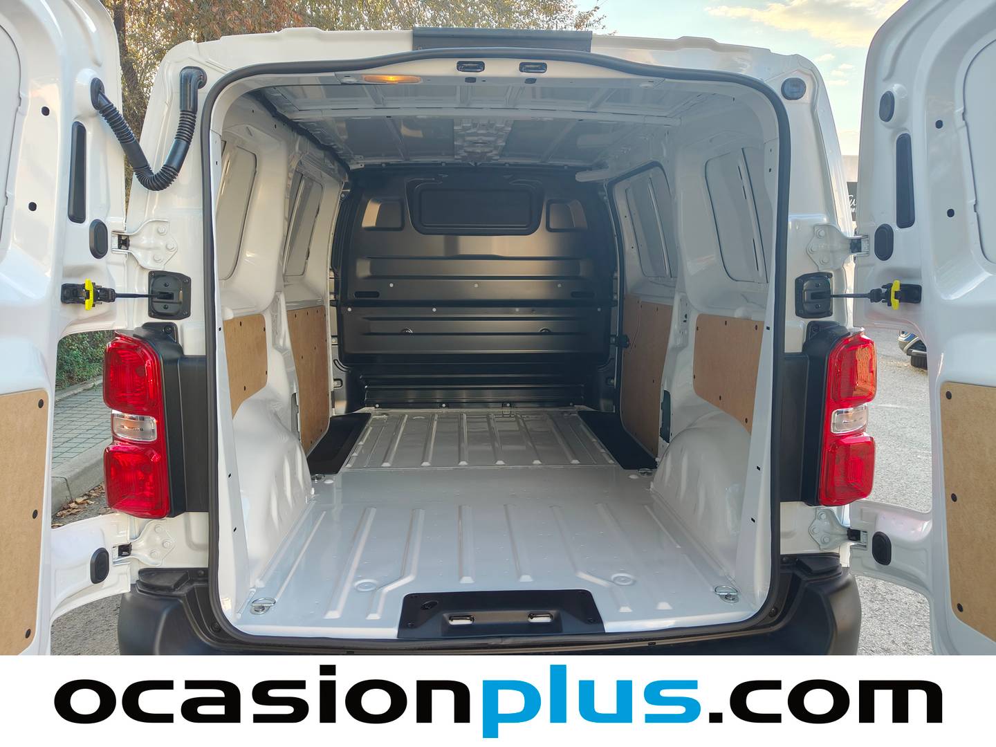 Foto asientos traseros Fiat Scudo Fiat Scudo Furgón M 1.5 Diésel (120 CV)