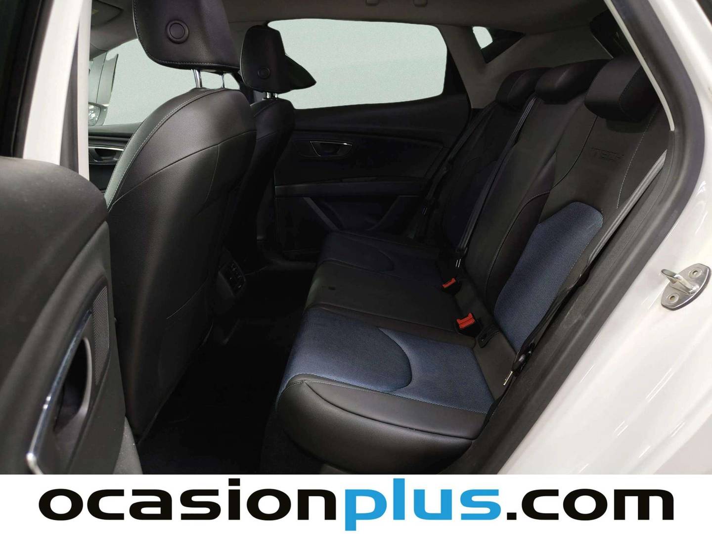 Foto asientos traseros Seat León Seat León 1.4 TSI ACT S&S I-Tech DSG-7 (150 CV)