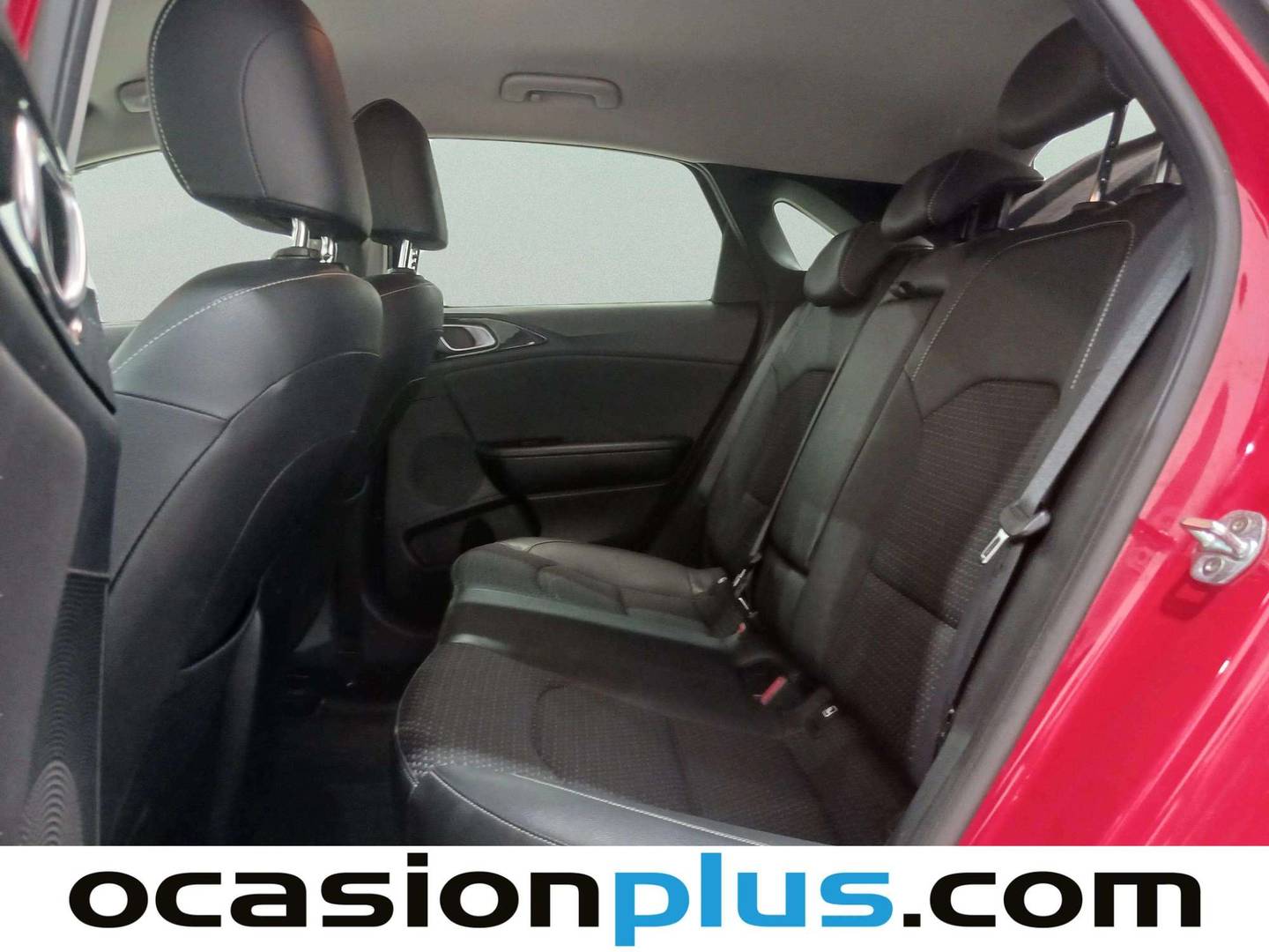 Foto asientos traseros KIA Ceed KIA Ceed 1.0 T-GDi Tech (100 CV)