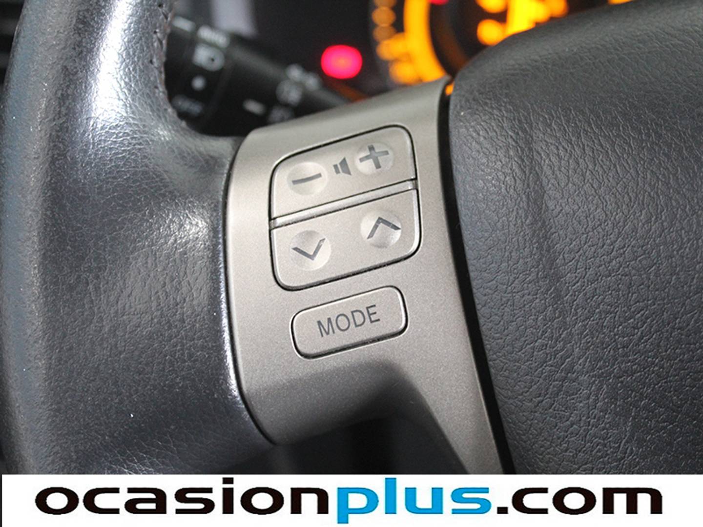 Foto Toyota Auris Toyota Auris 2.0 D-4D Sol (126 CV)