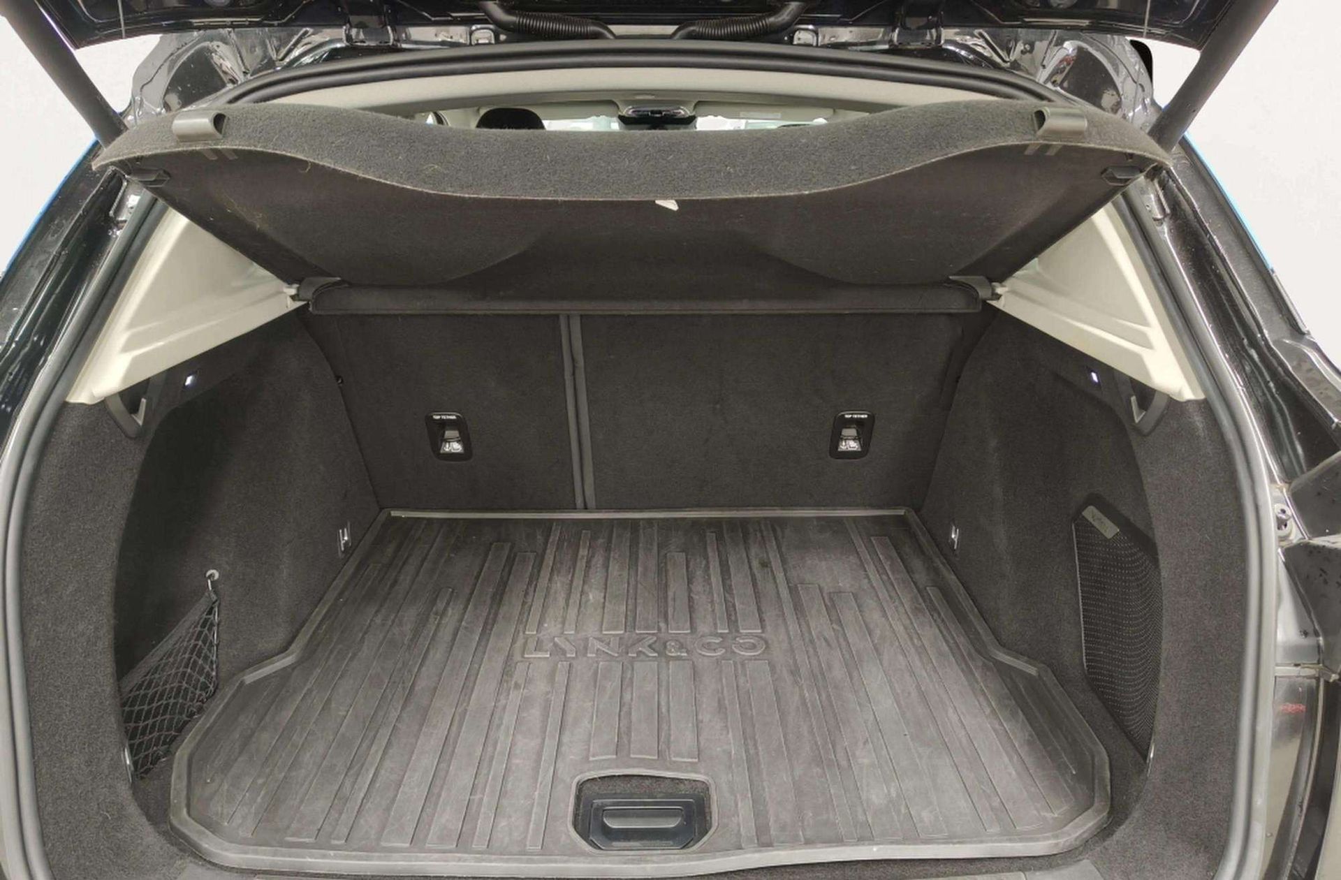 Lynk & Co 01 1.5 PHEV - foto 22